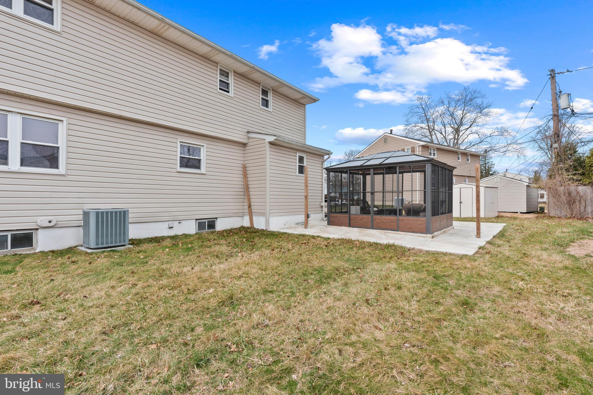 BRANDON - Residential