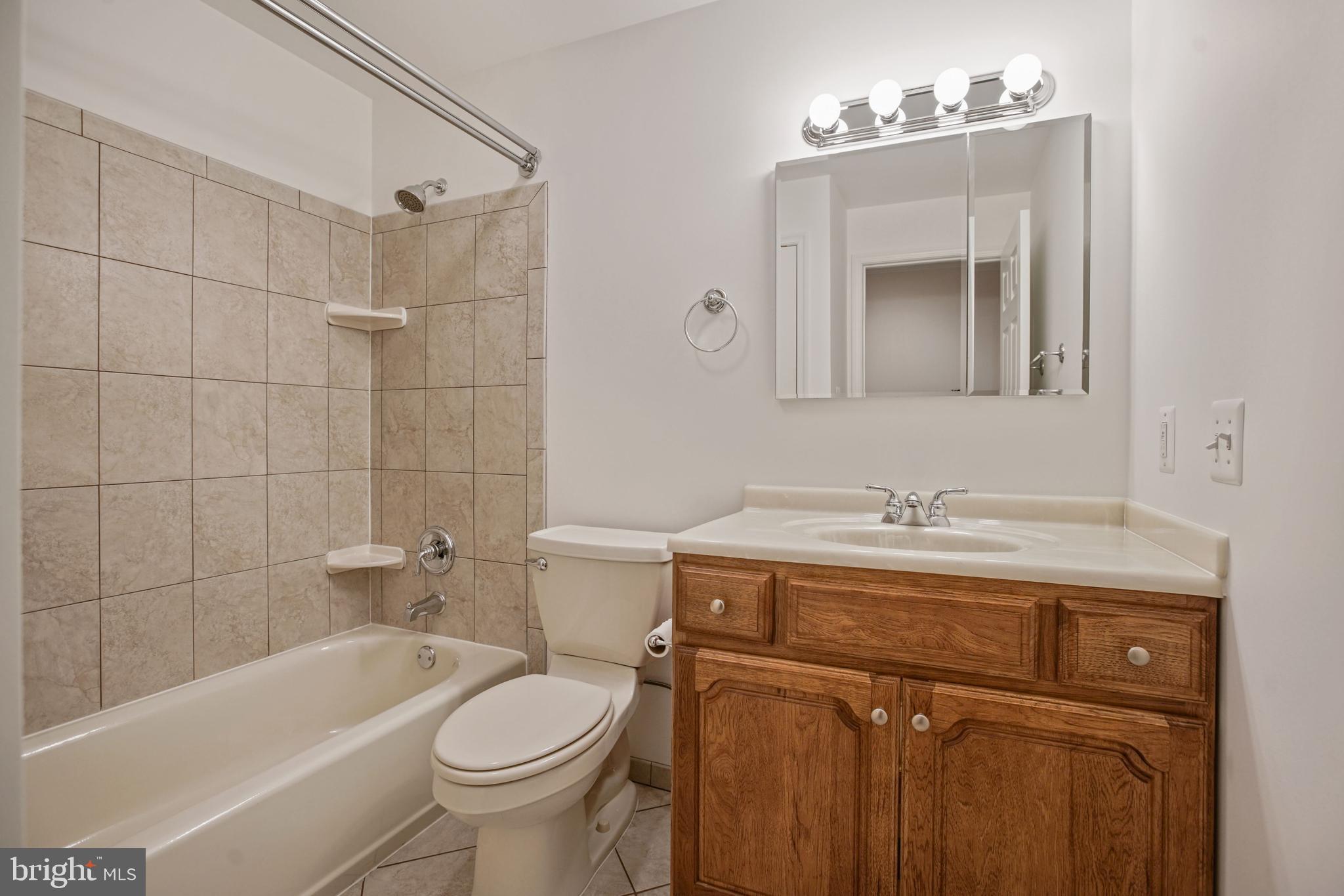 FAIRCREST SOUTH - Residential