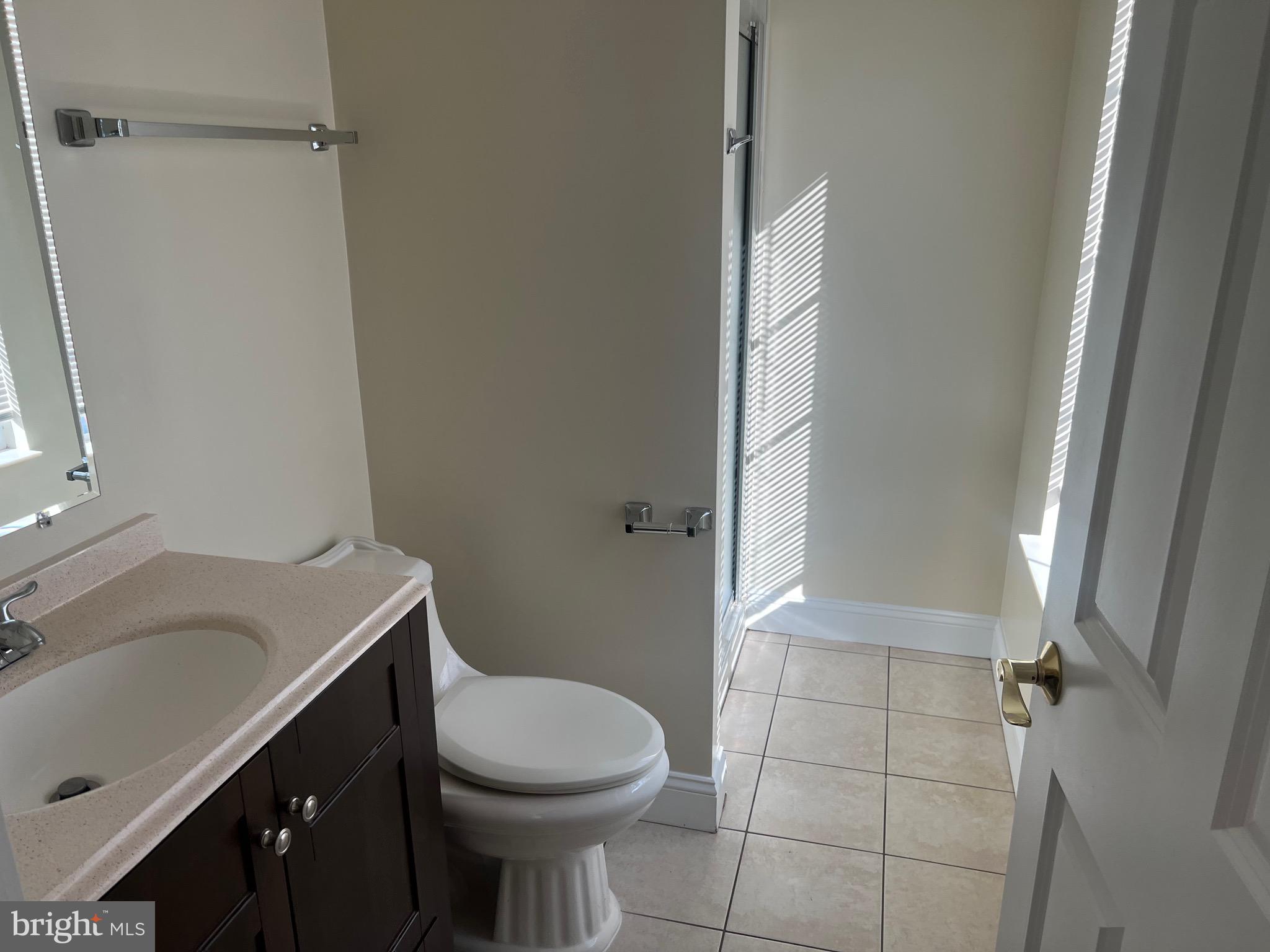 MILL CREEK SOUTH - Residential Lease