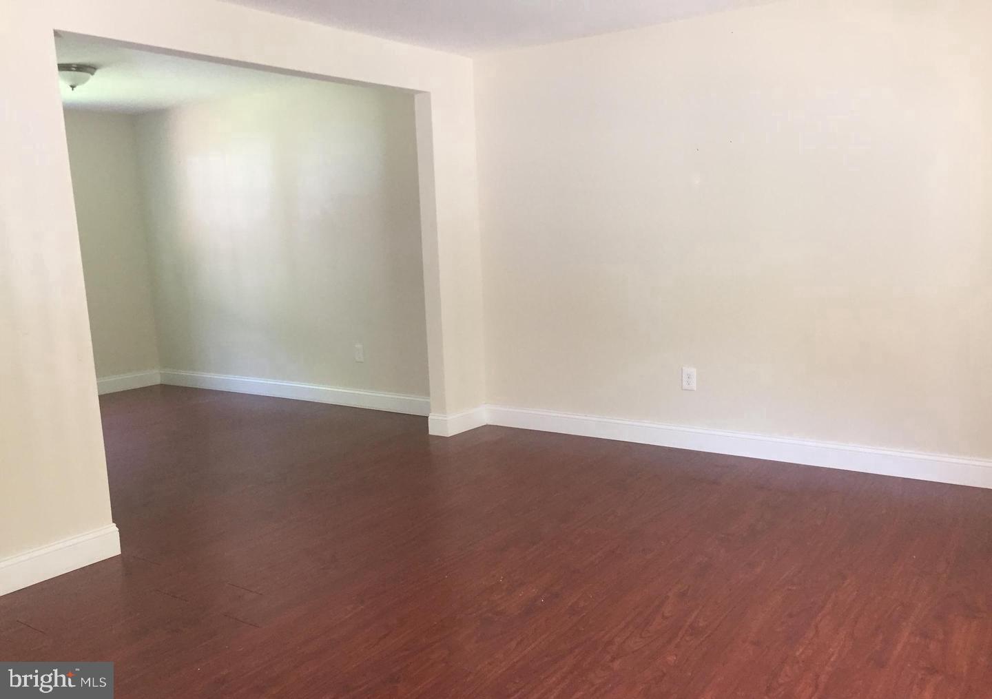 MILL CREEK SOUTH - Residential Lease