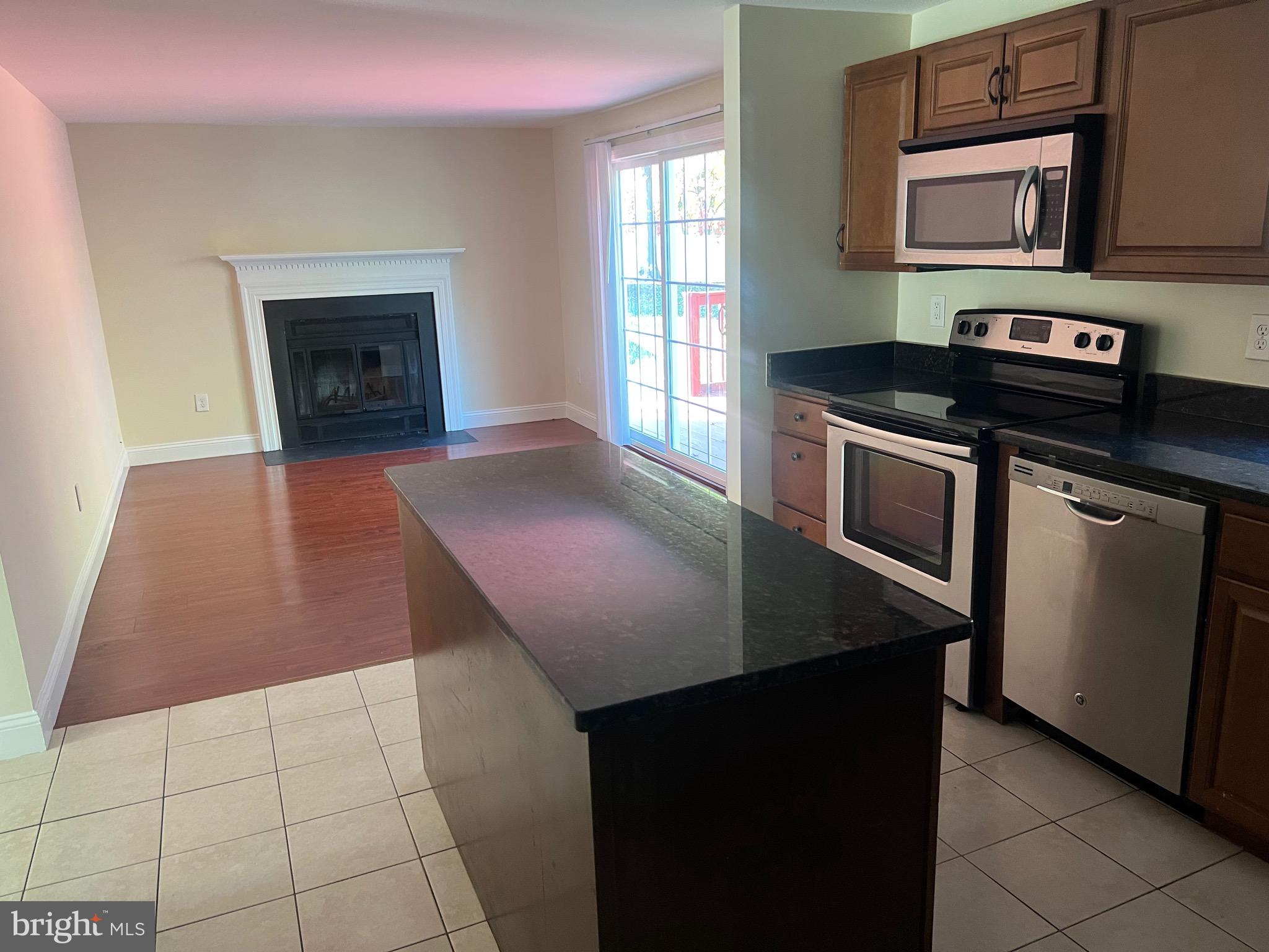 MILL CREEK SOUTH - Residential Lease