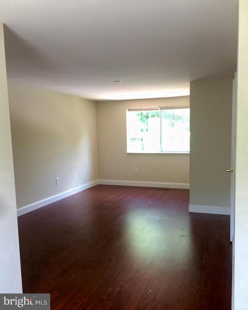 MILL CREEK SOUTH - Residential Lease