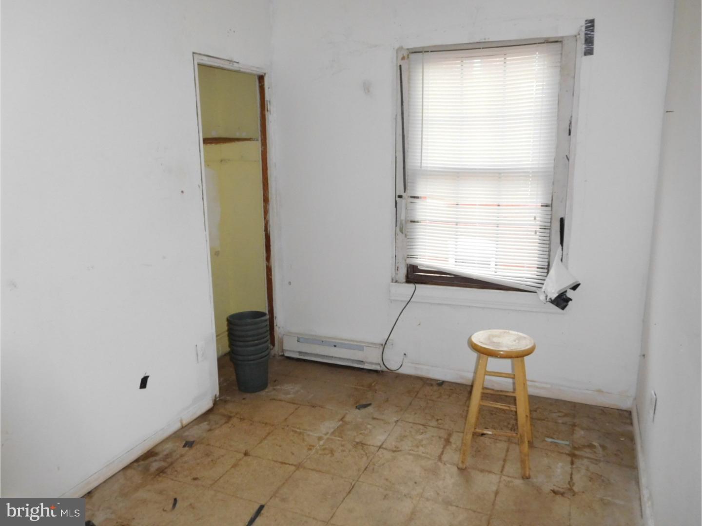 PHILADELPHIA (NORTHWEST) - Residential