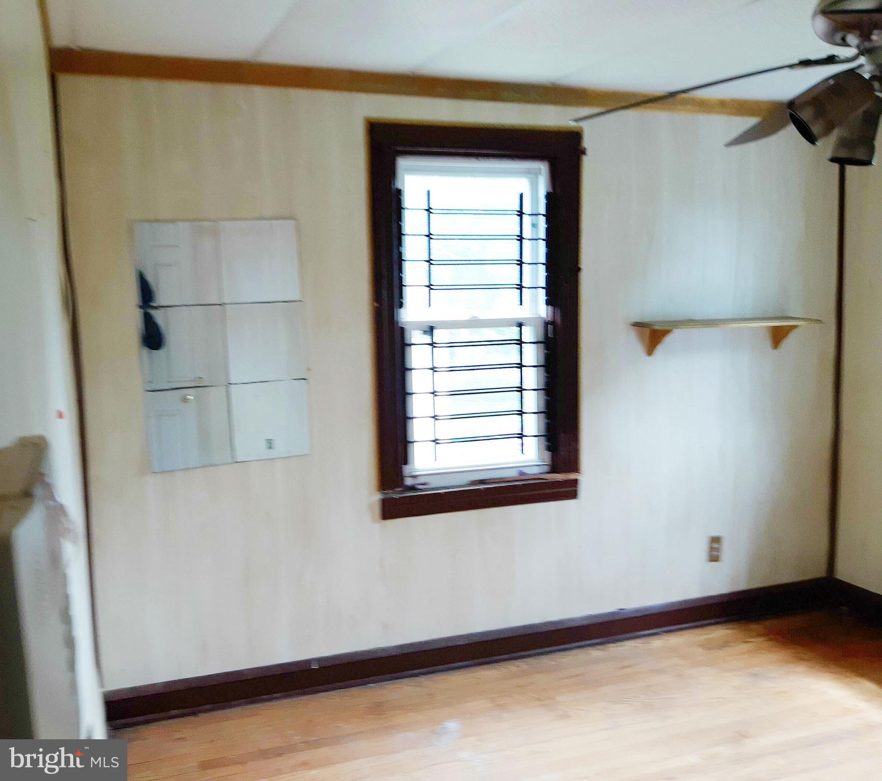 HOWARD PARK - Residential