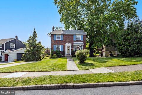 571 RUTHERFORD DRIVE SPRINGFIELD PA 19064