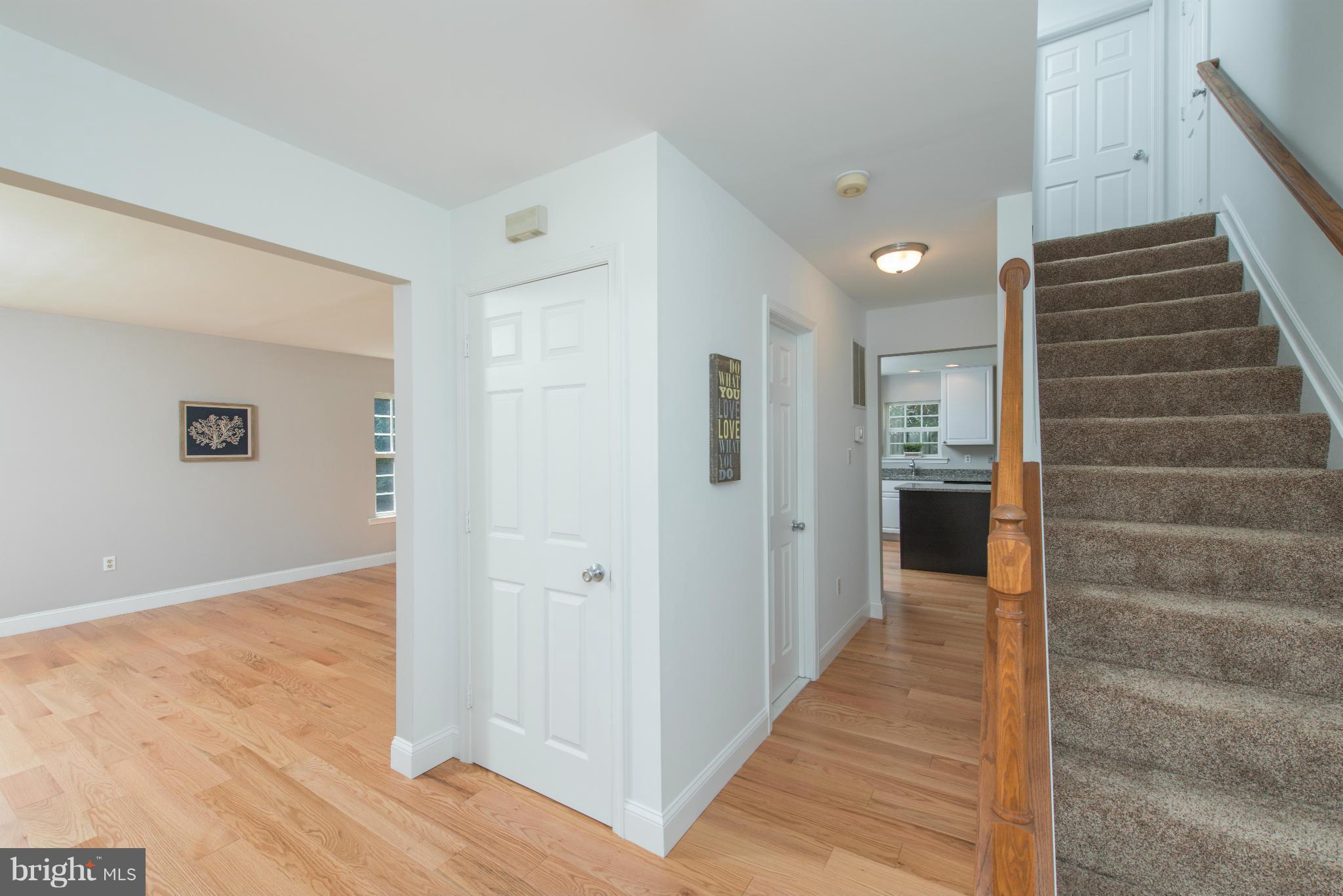 COURTS OF FOUR SEASONS - Residential