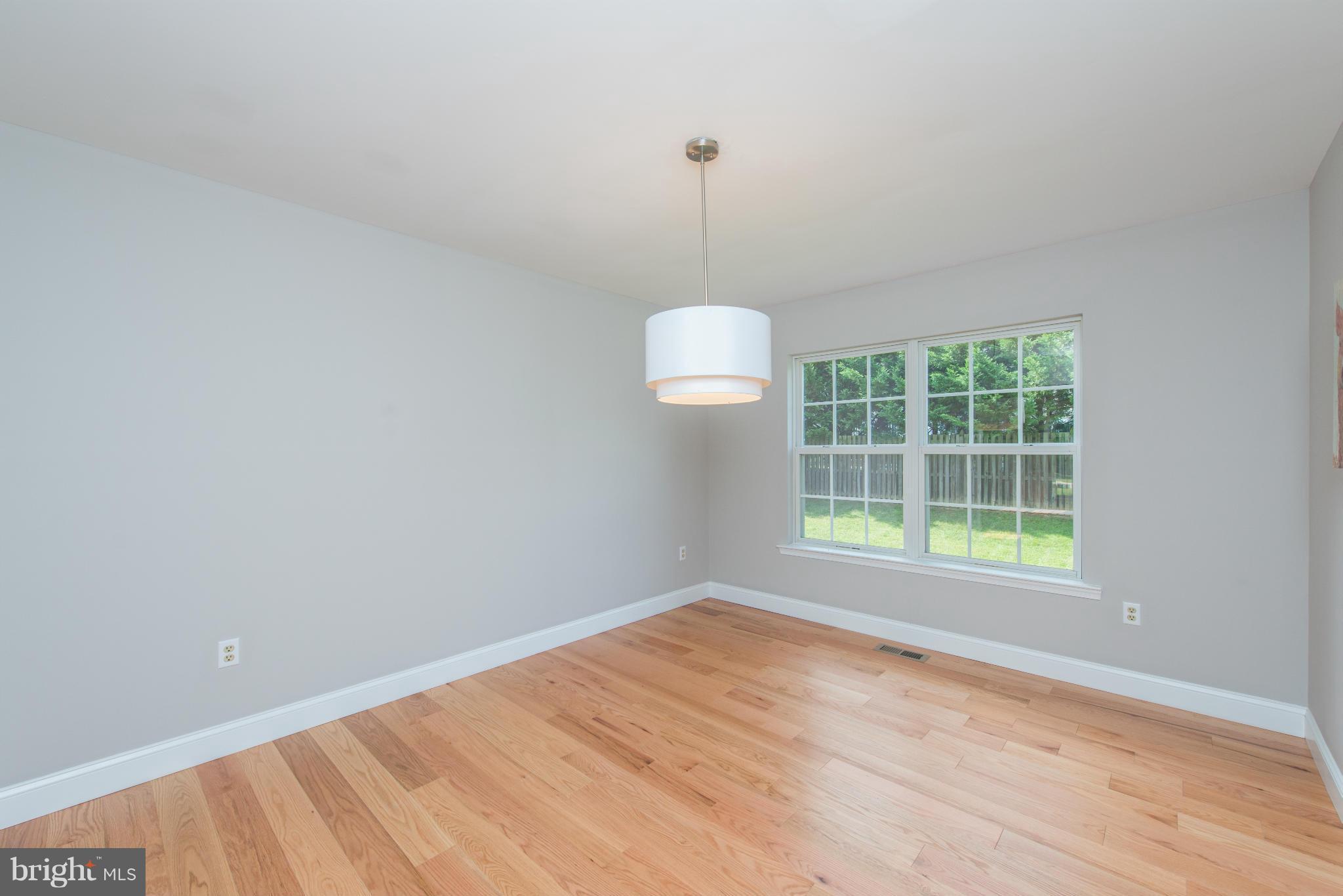 COURTS OF FOUR SEASONS - Residential