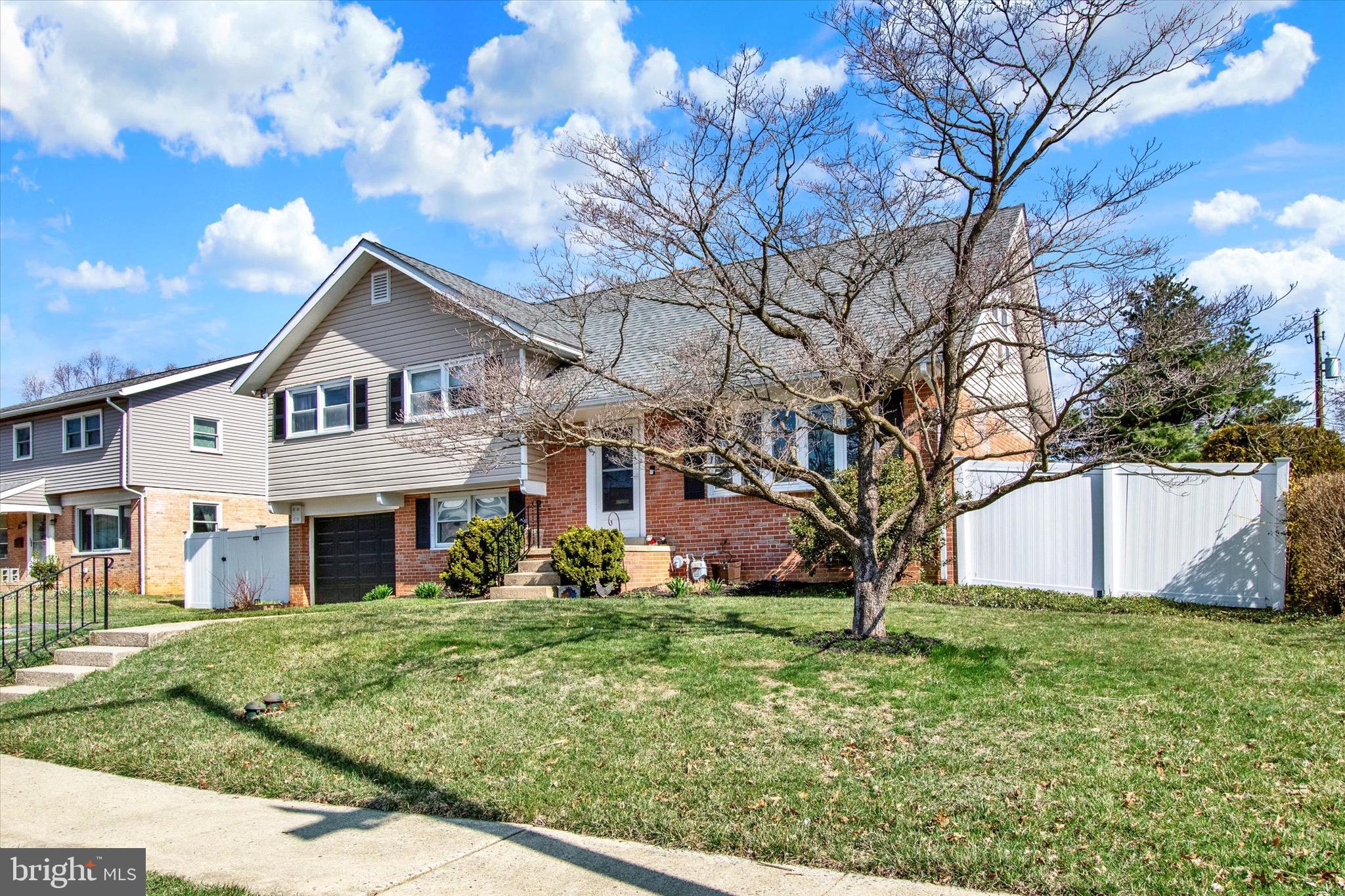 WHITFIELD - Residential