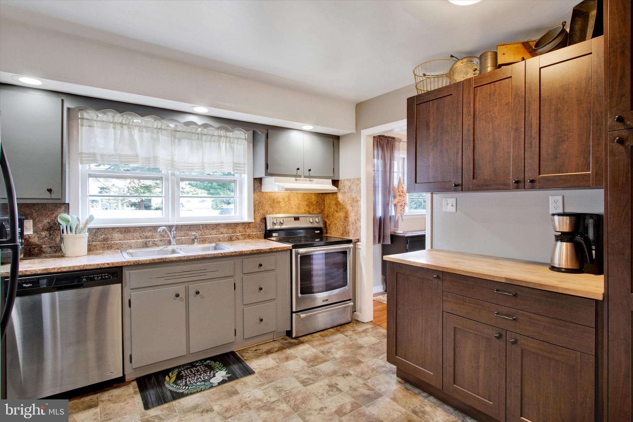 WHITFIELD - Residential