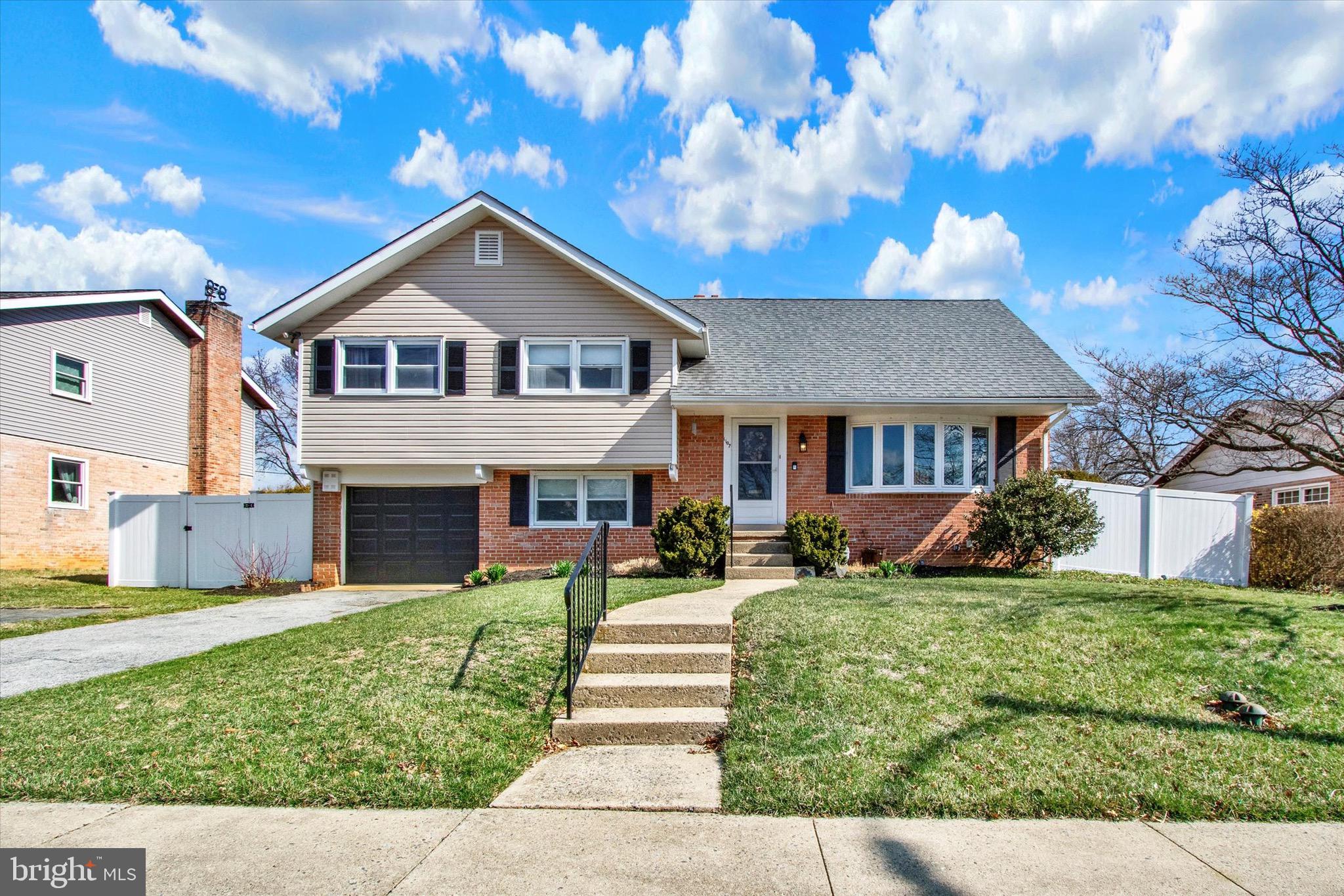 WHITFIELD - Residential