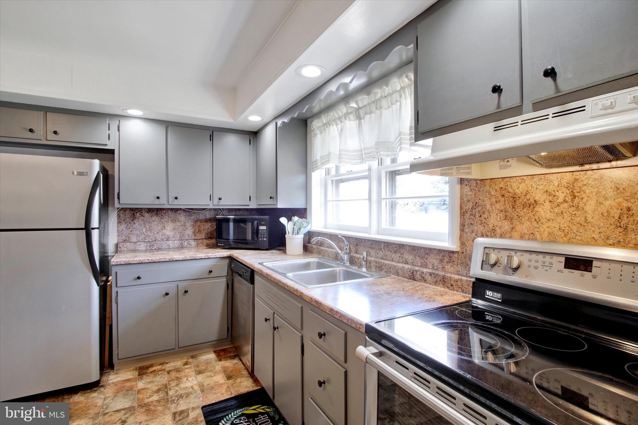 WHITFIELD - Residential