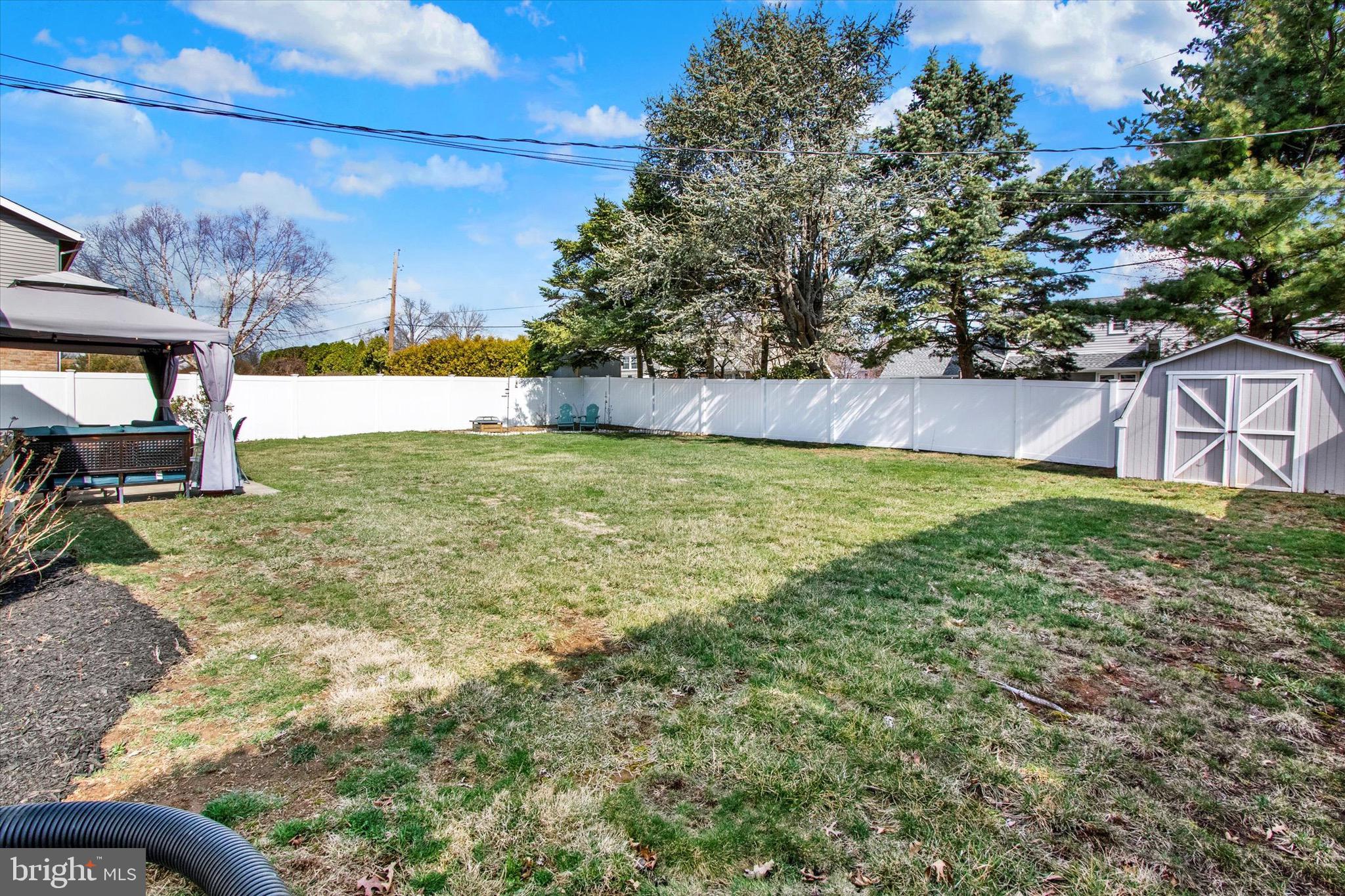 WHITFIELD - Residential