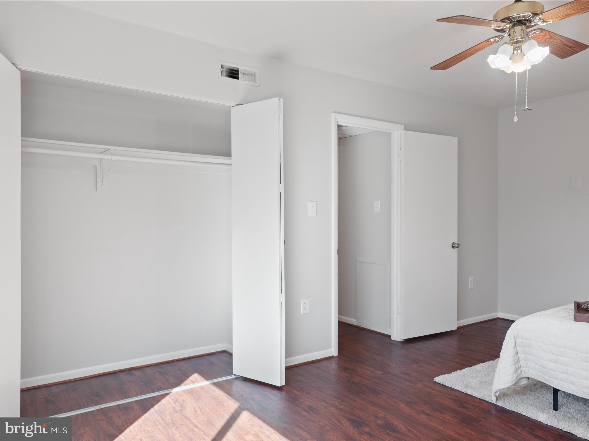 BOLLING BROOK - Residential