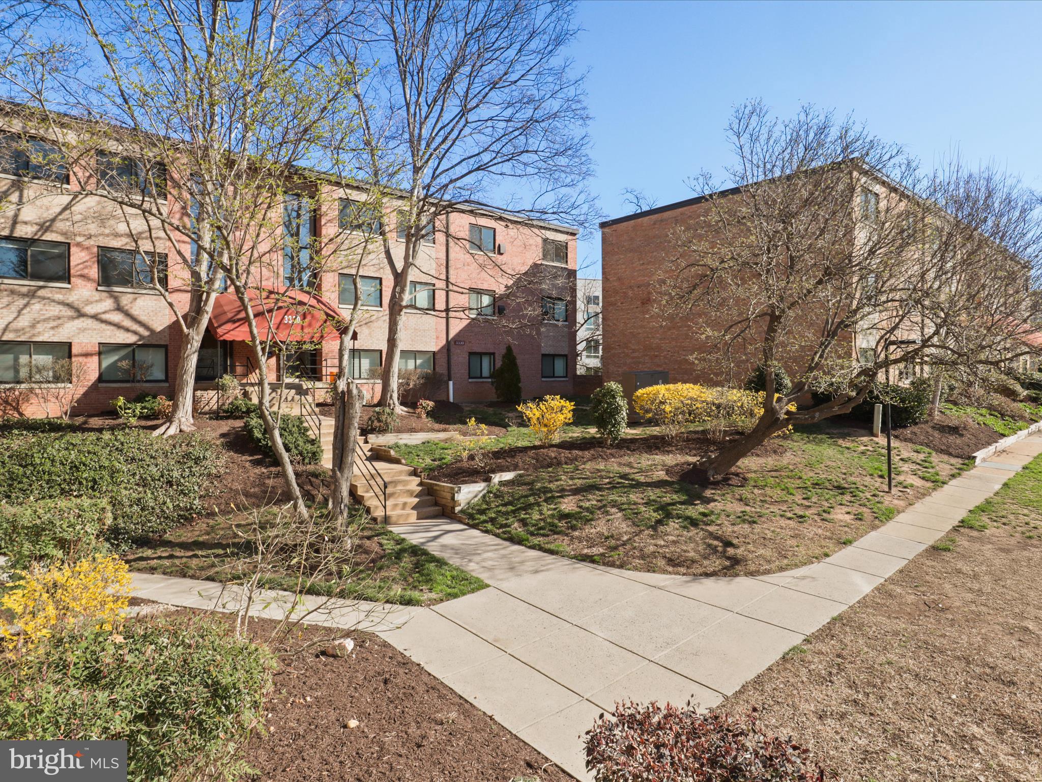 BOLLING BROOK - Residential