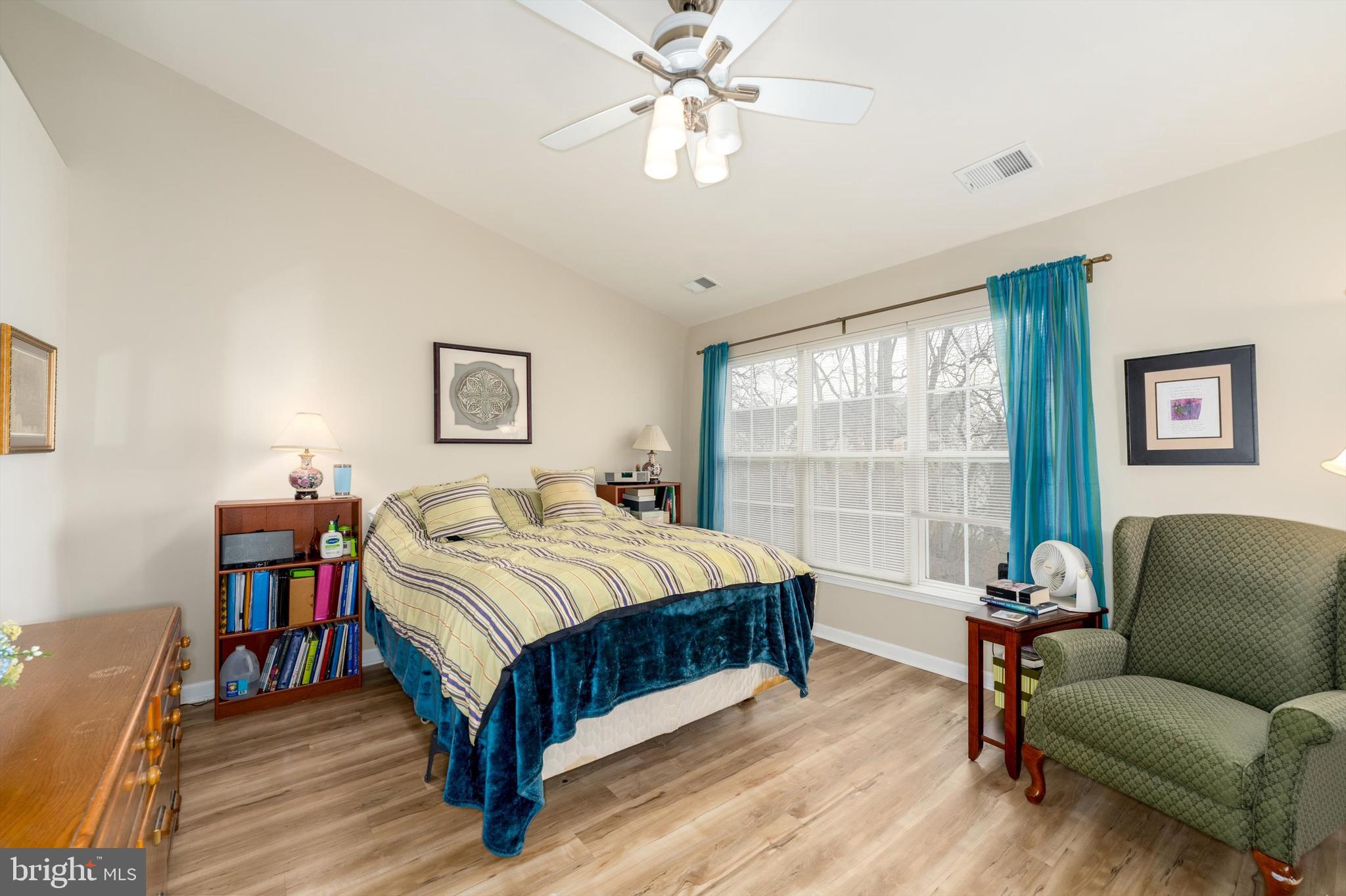 WOODLAND PARK - Residential