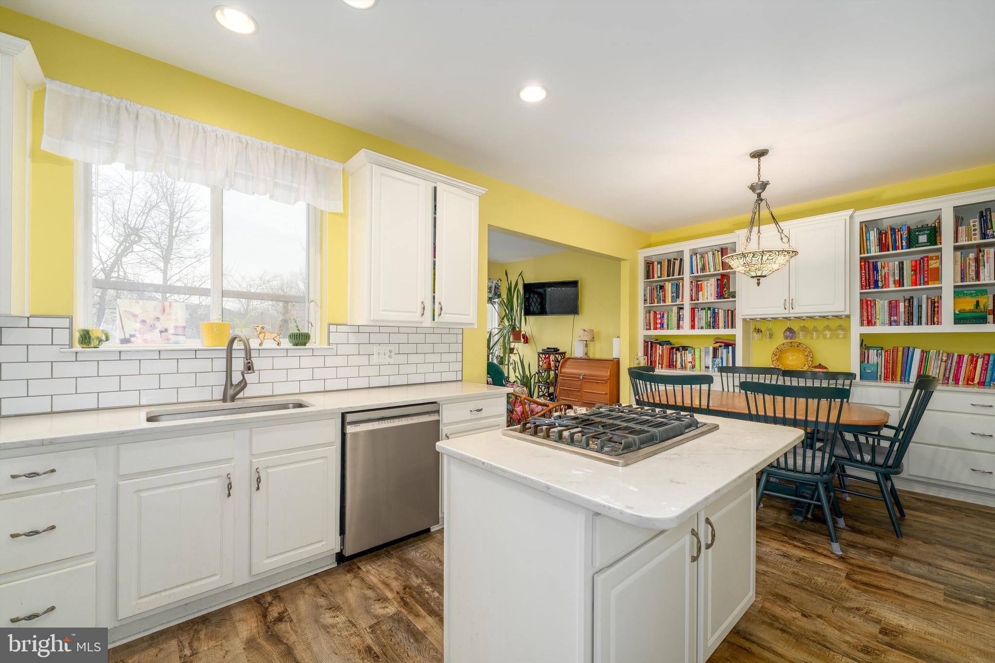 WOODLAND PARK - Residential