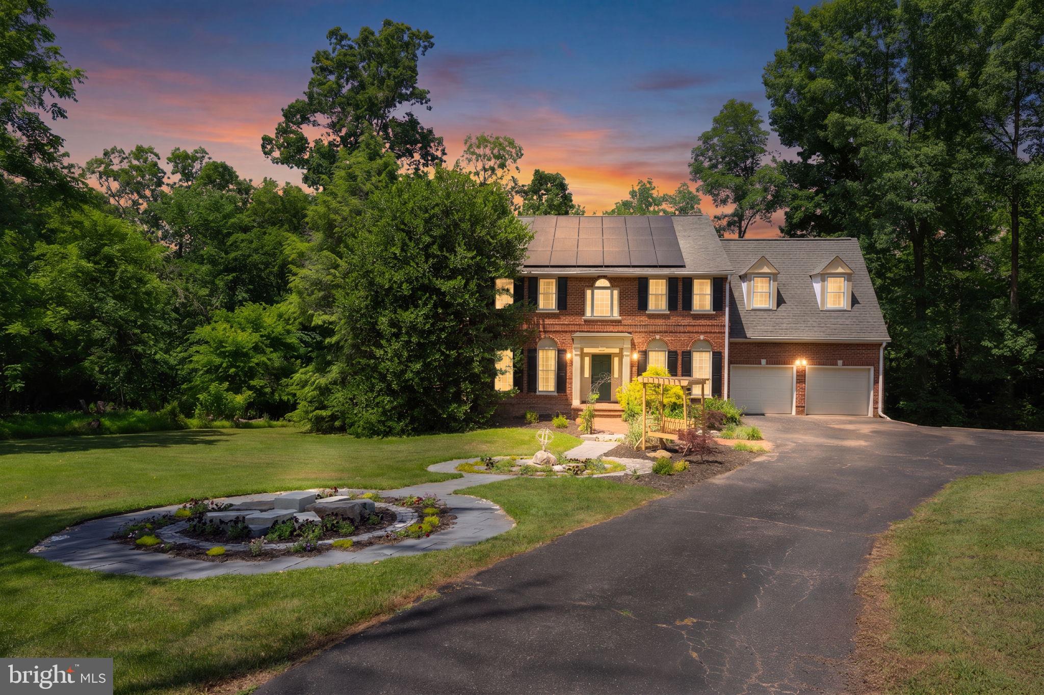 770 ZEUSWYN DRIVE