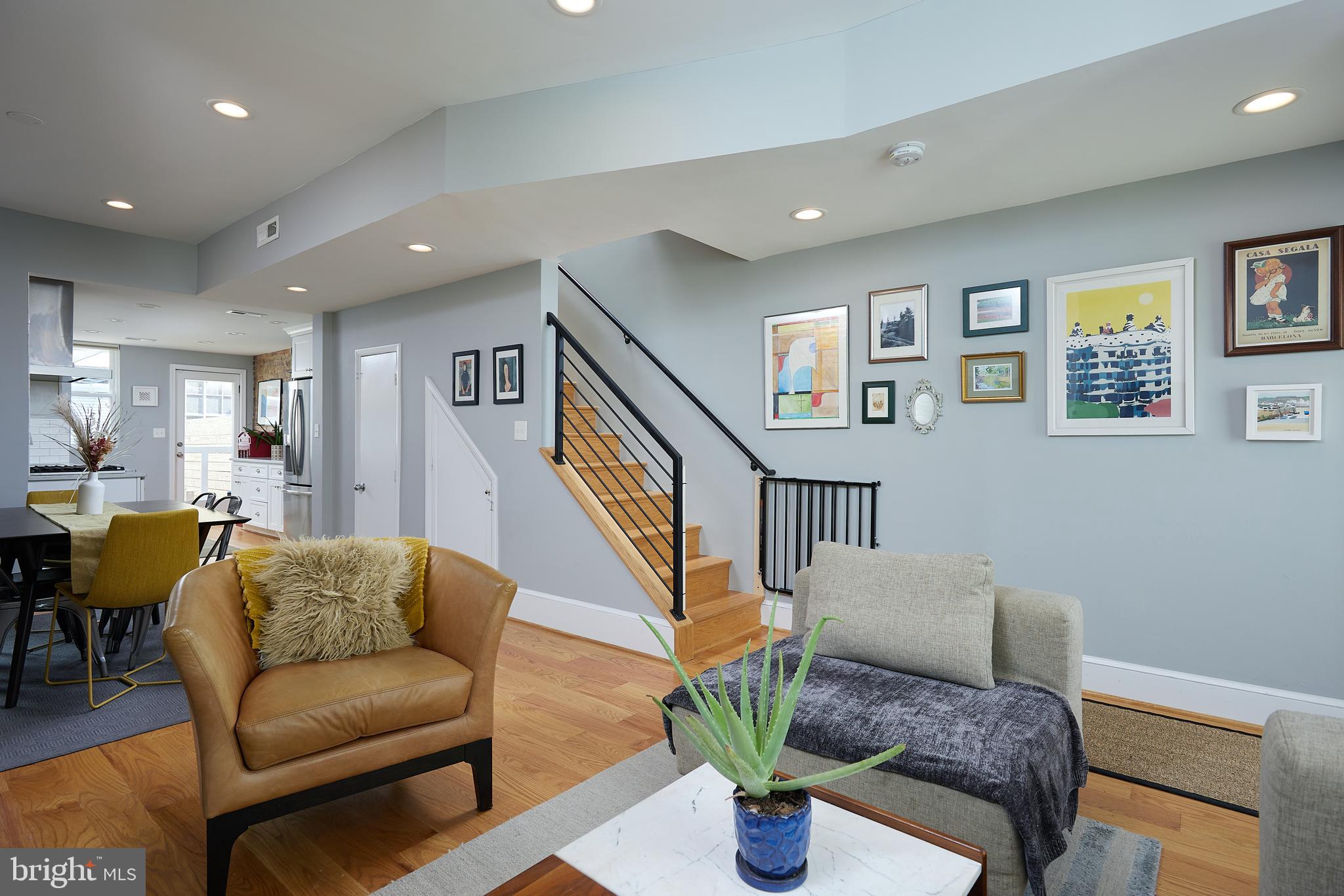 U STREET - Residential Lease