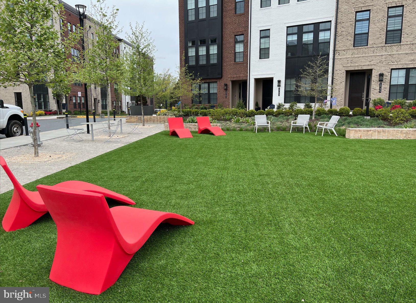 UNION PARK AT MCLEAN - Residential