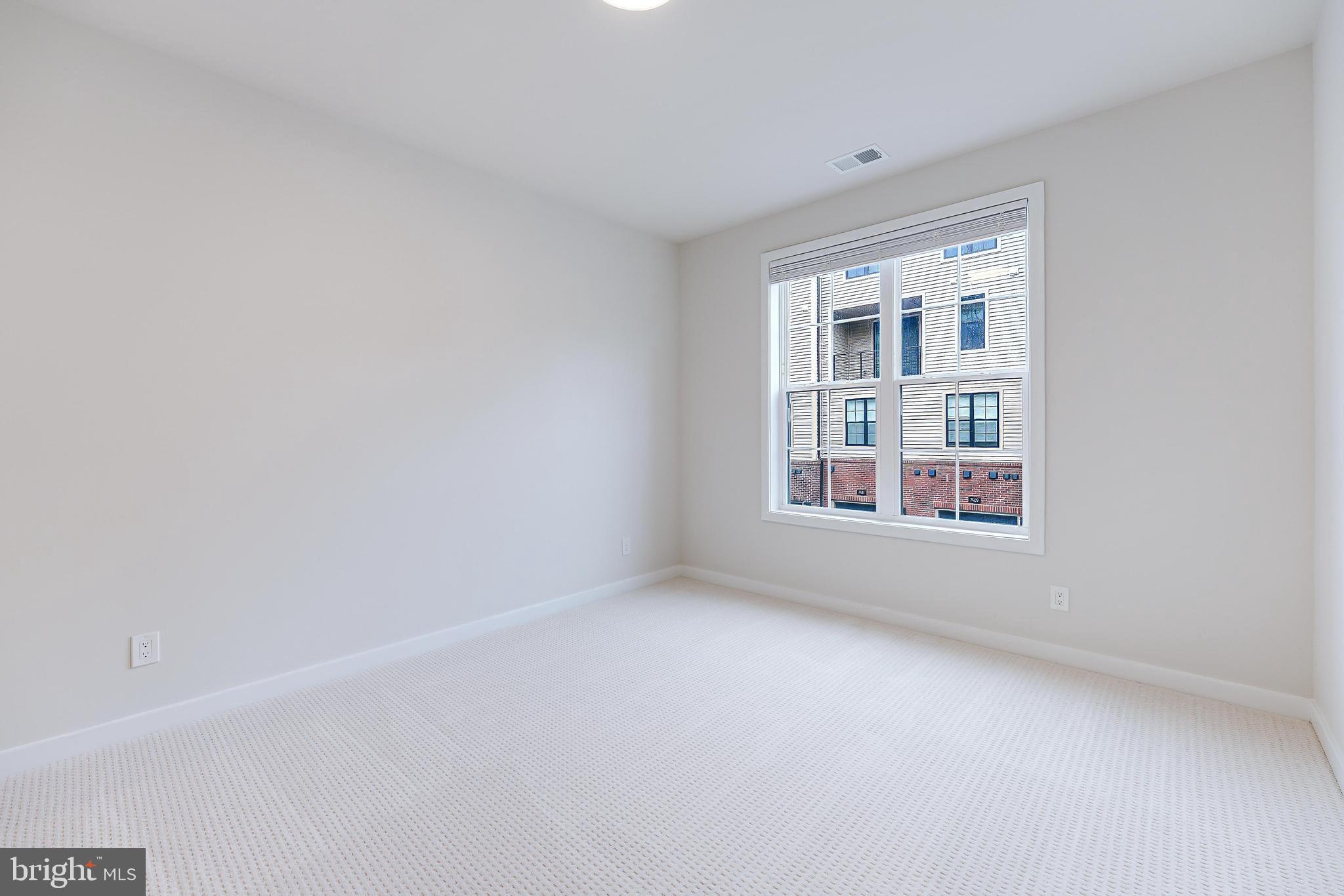 UNION PARK AT MCLEAN - Residential