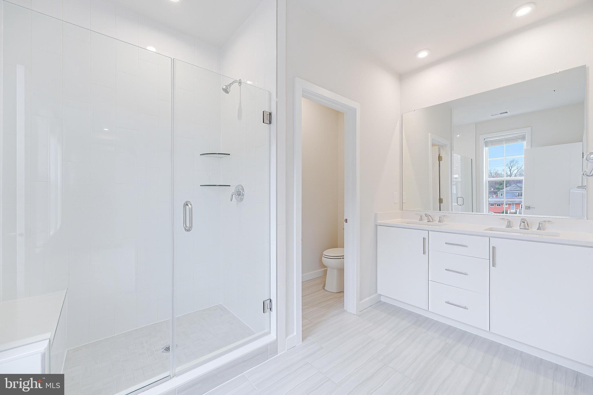 UNION PARK AT MCLEAN - Residential