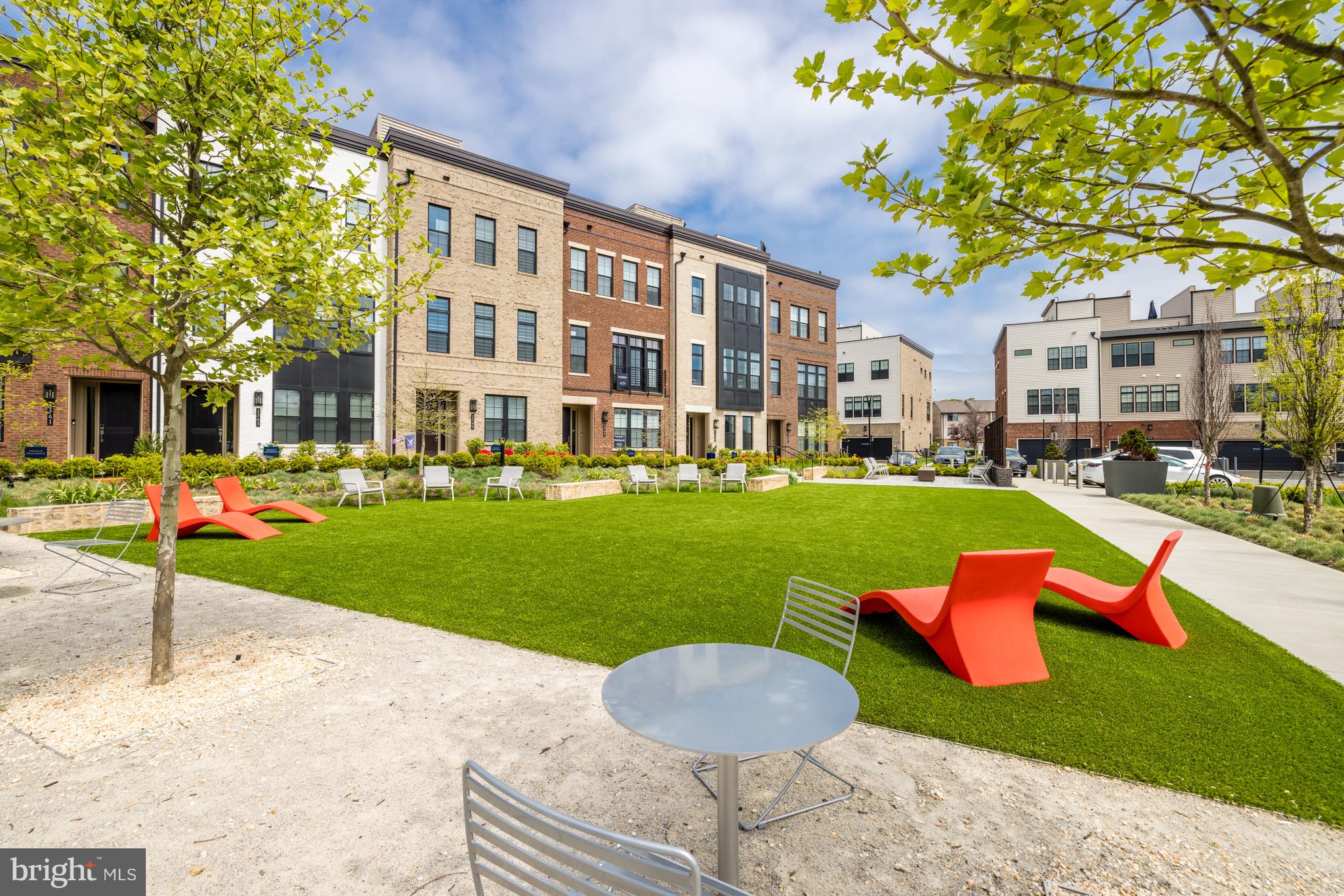 UNION PARK AT MCLEAN - Residential