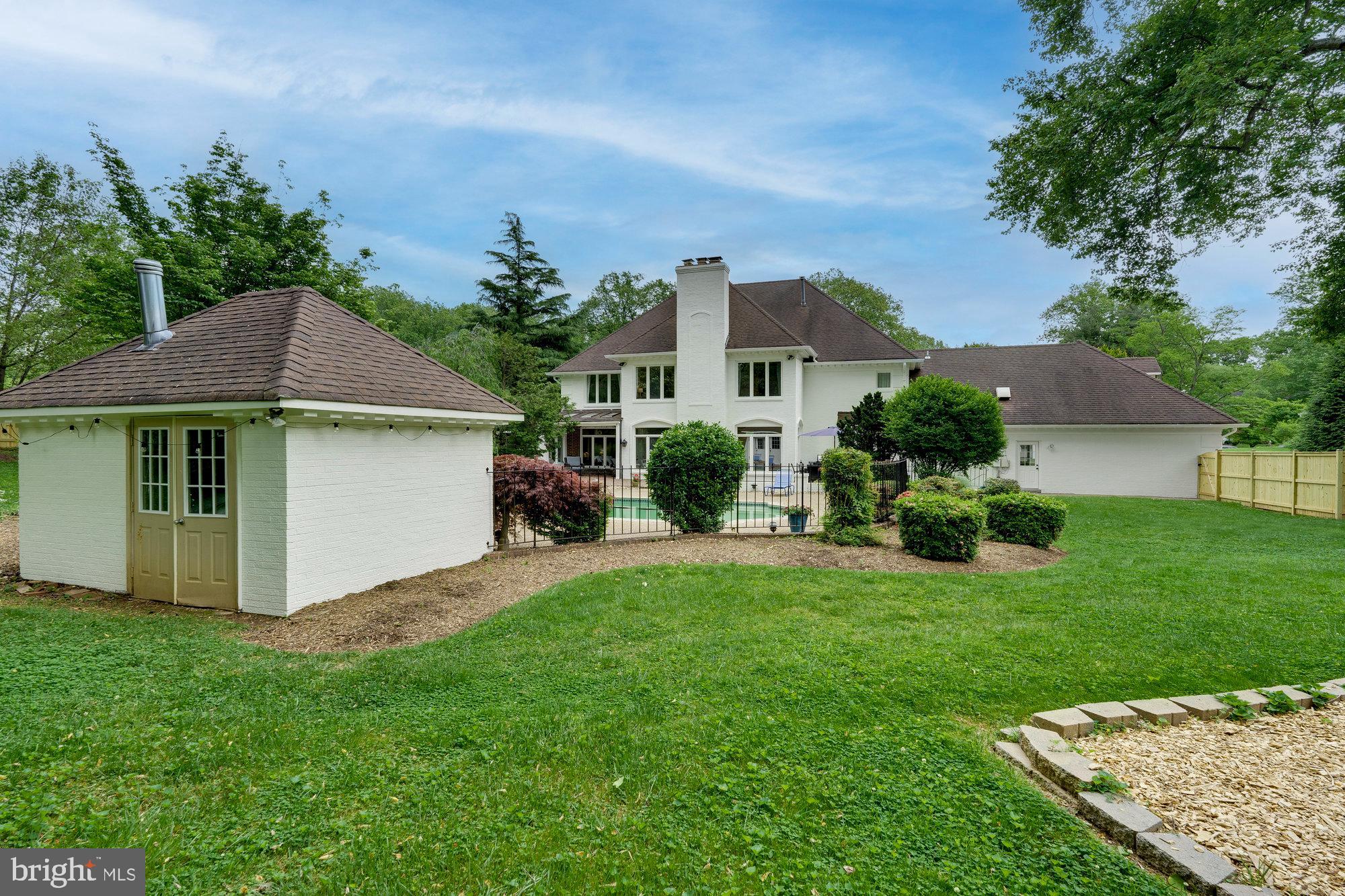 CARRIAGE HILL - Residential