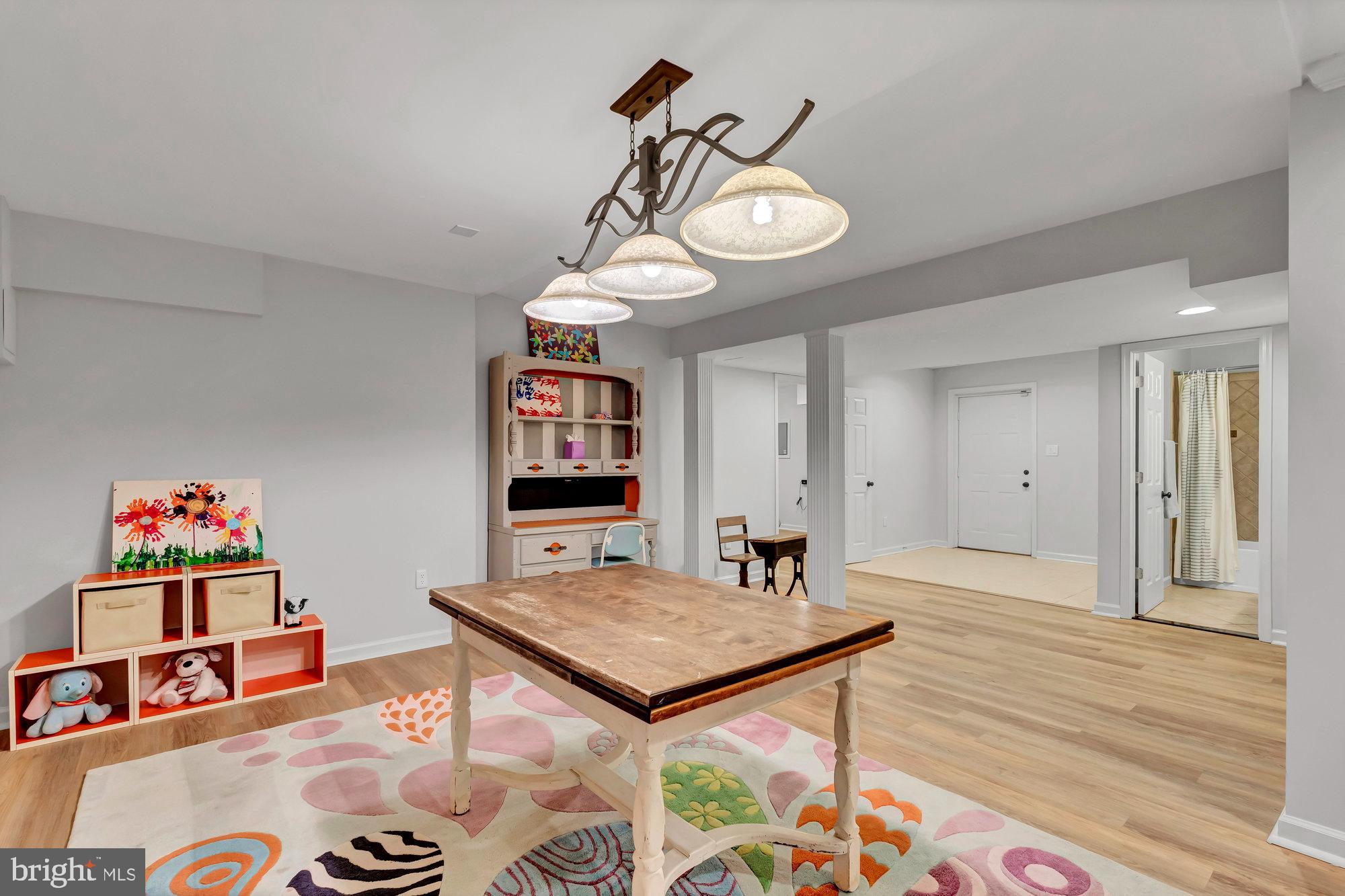 CARRIAGE HILL - Residential