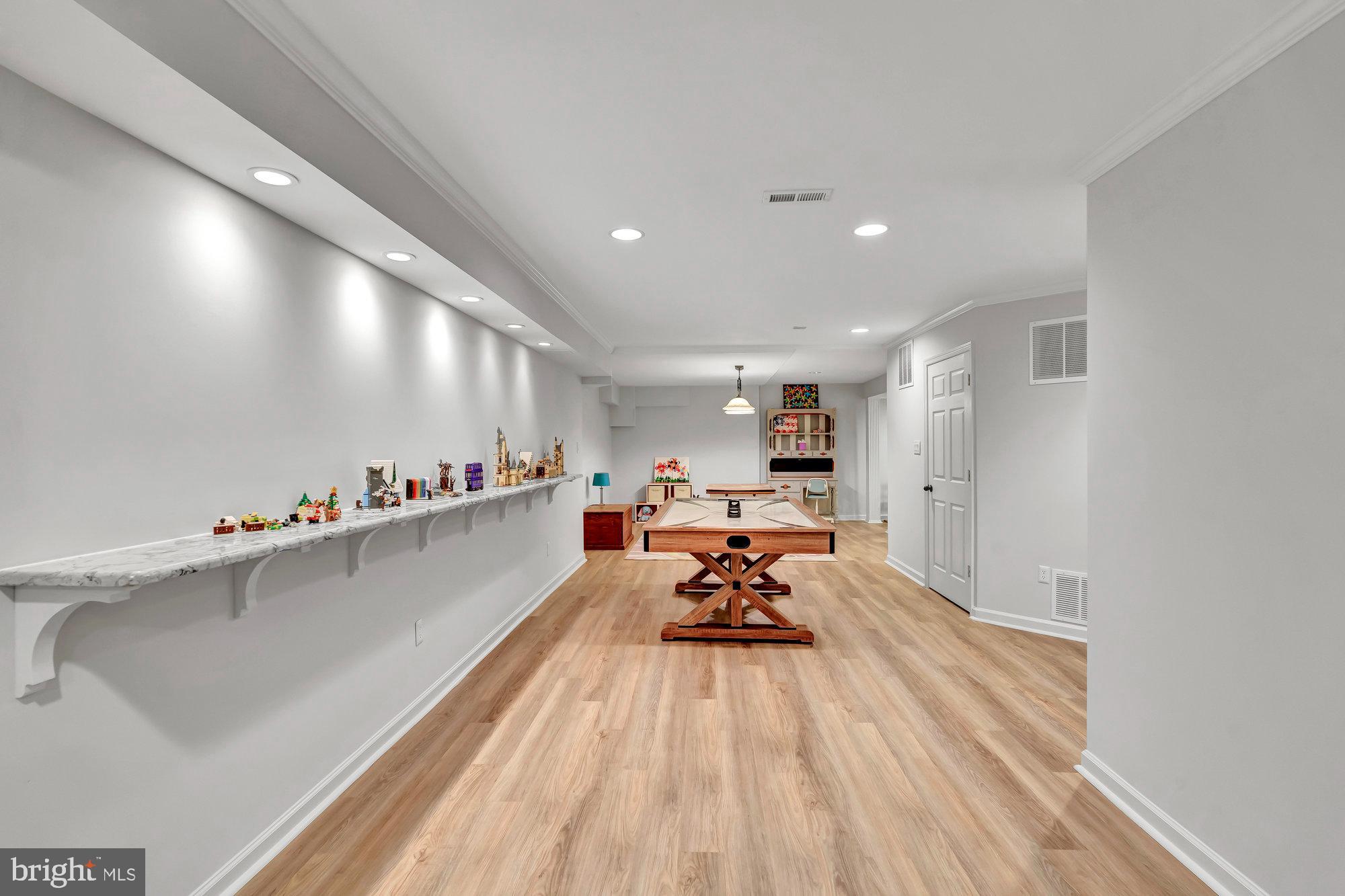 CARRIAGE HILL - Residential