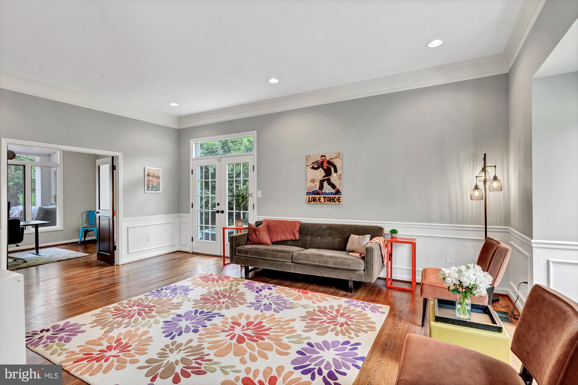 CARRIAGE HILL - Residential