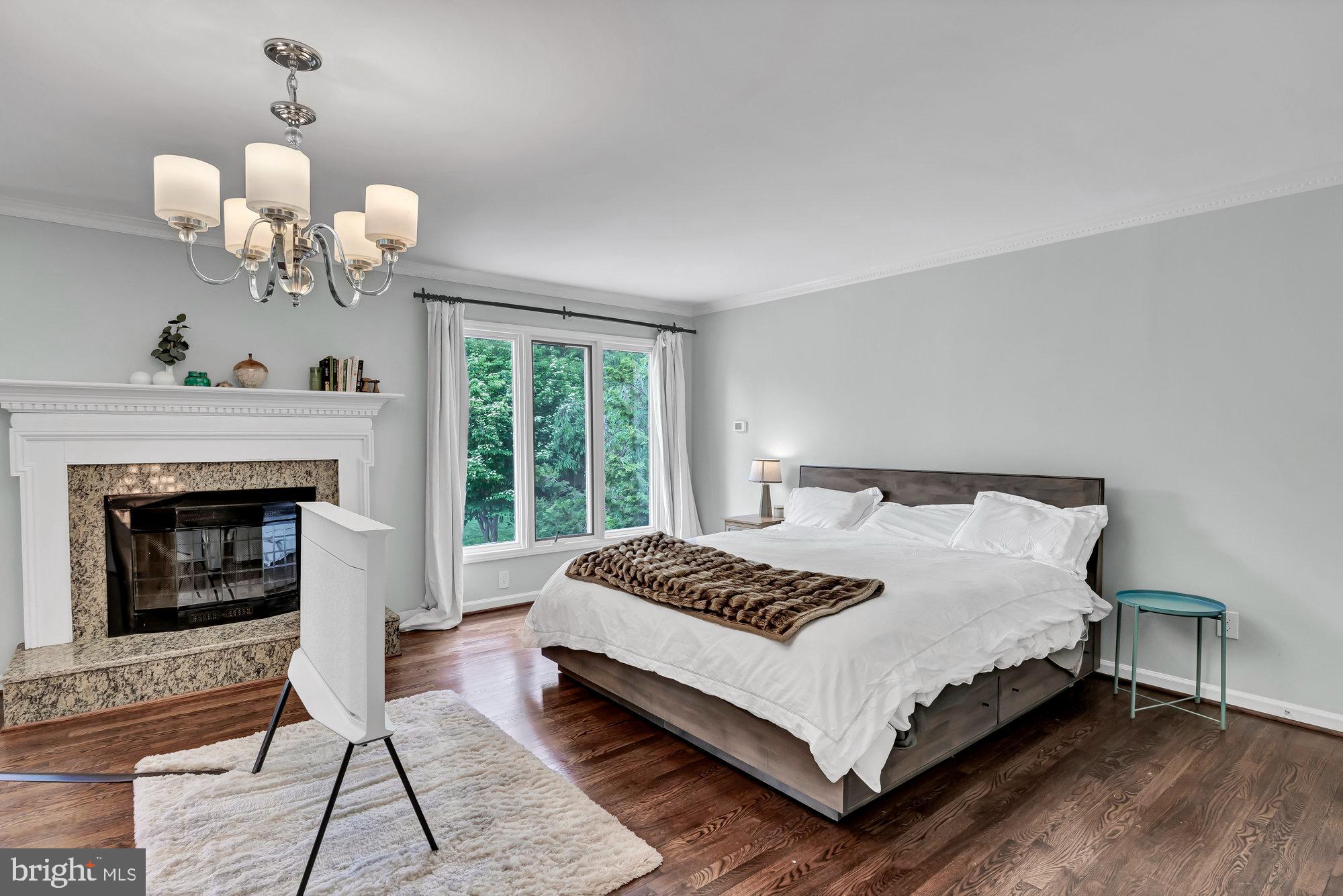 CARRIAGE HILL - Residential