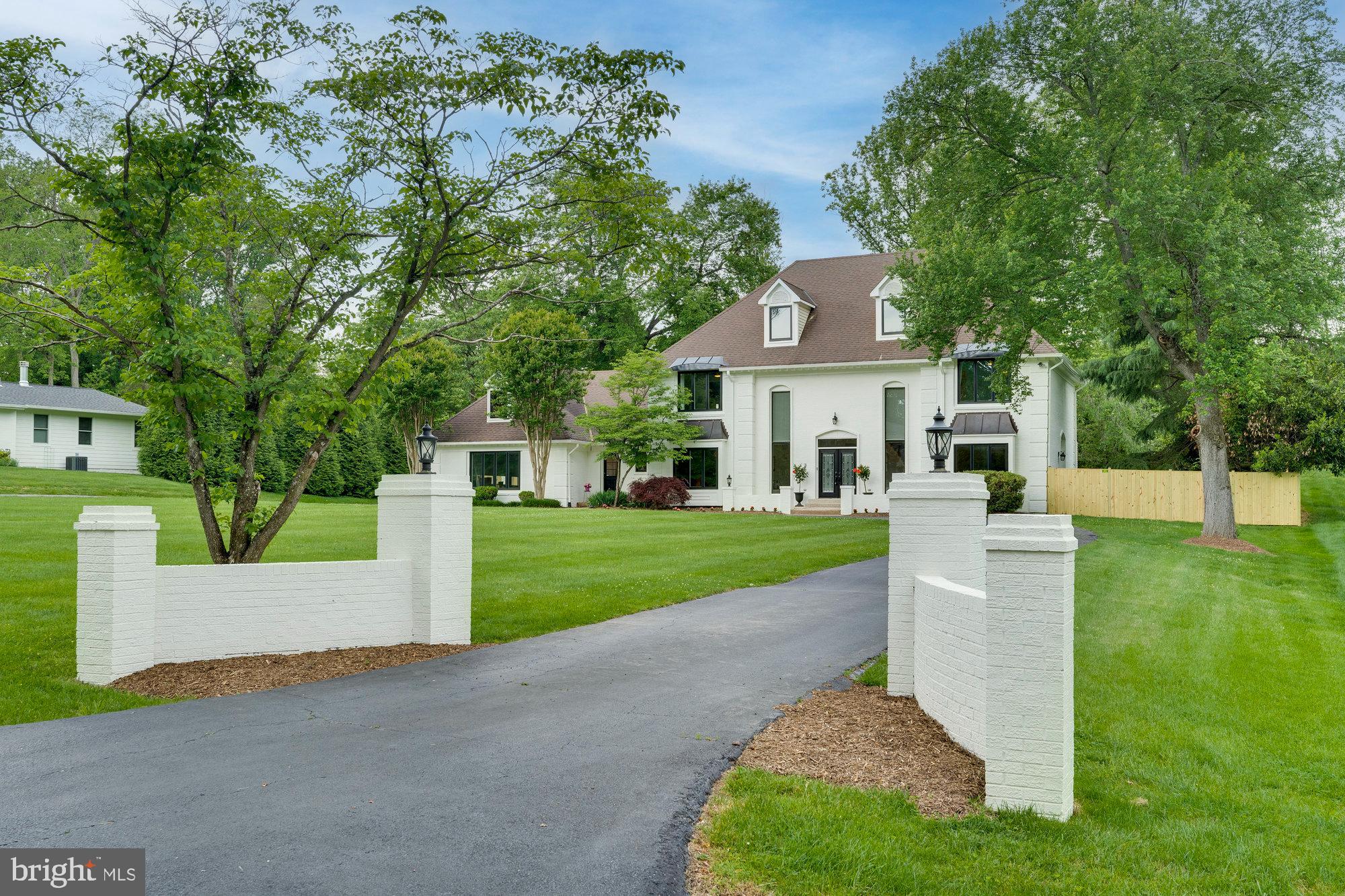 CARRIAGE HILL - Residential