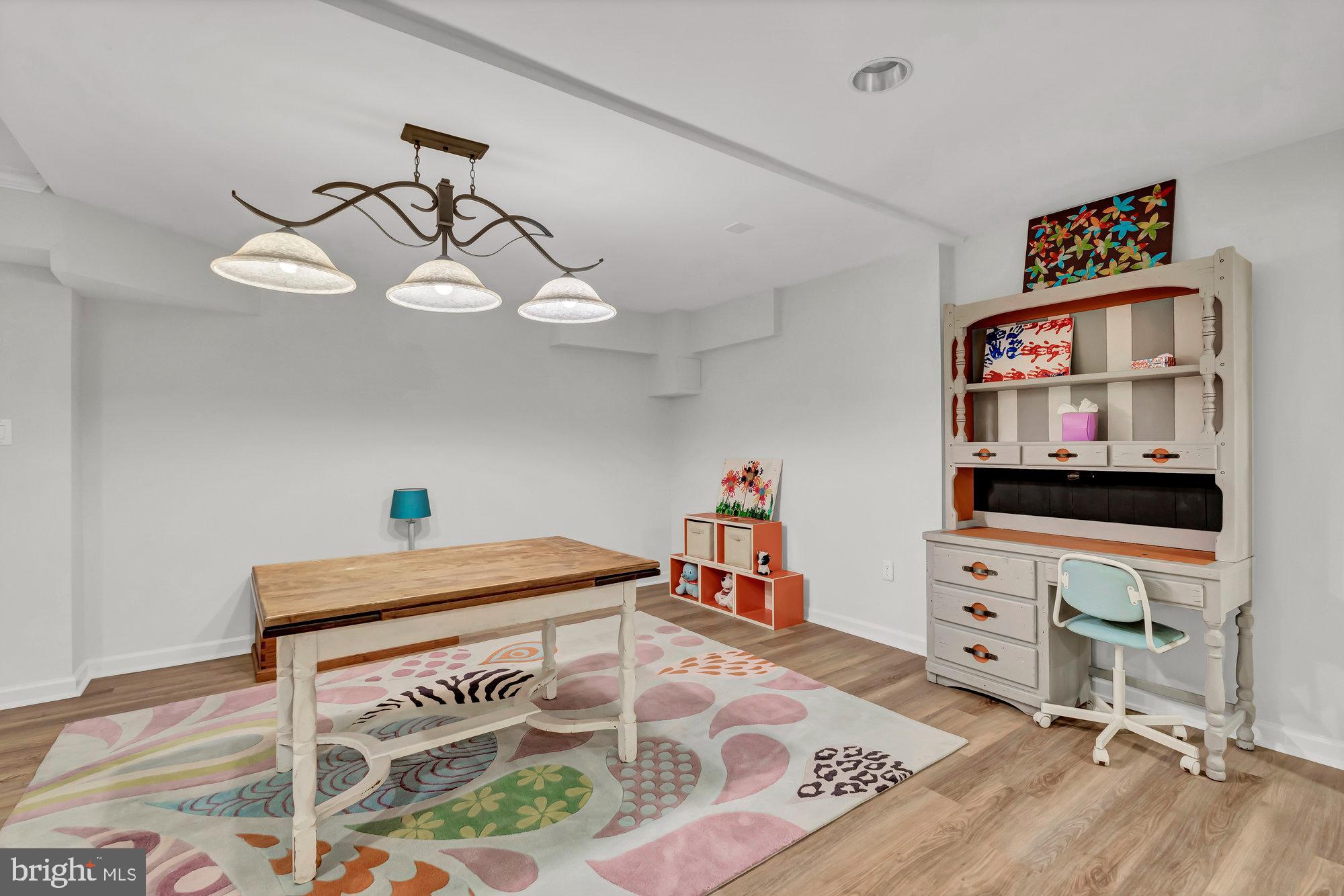 CARRIAGE HILL - Residential