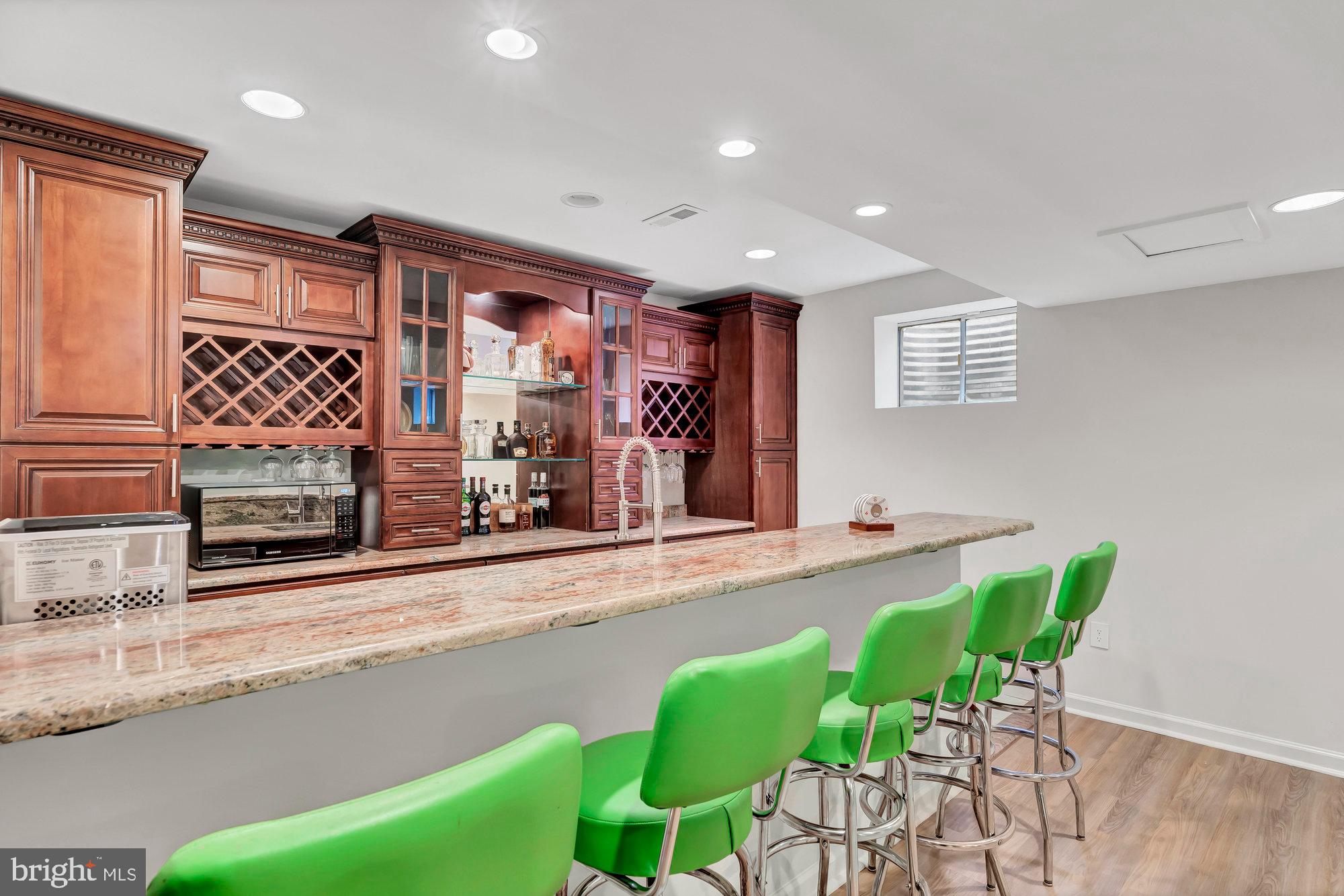 CARRIAGE HILL - Residential