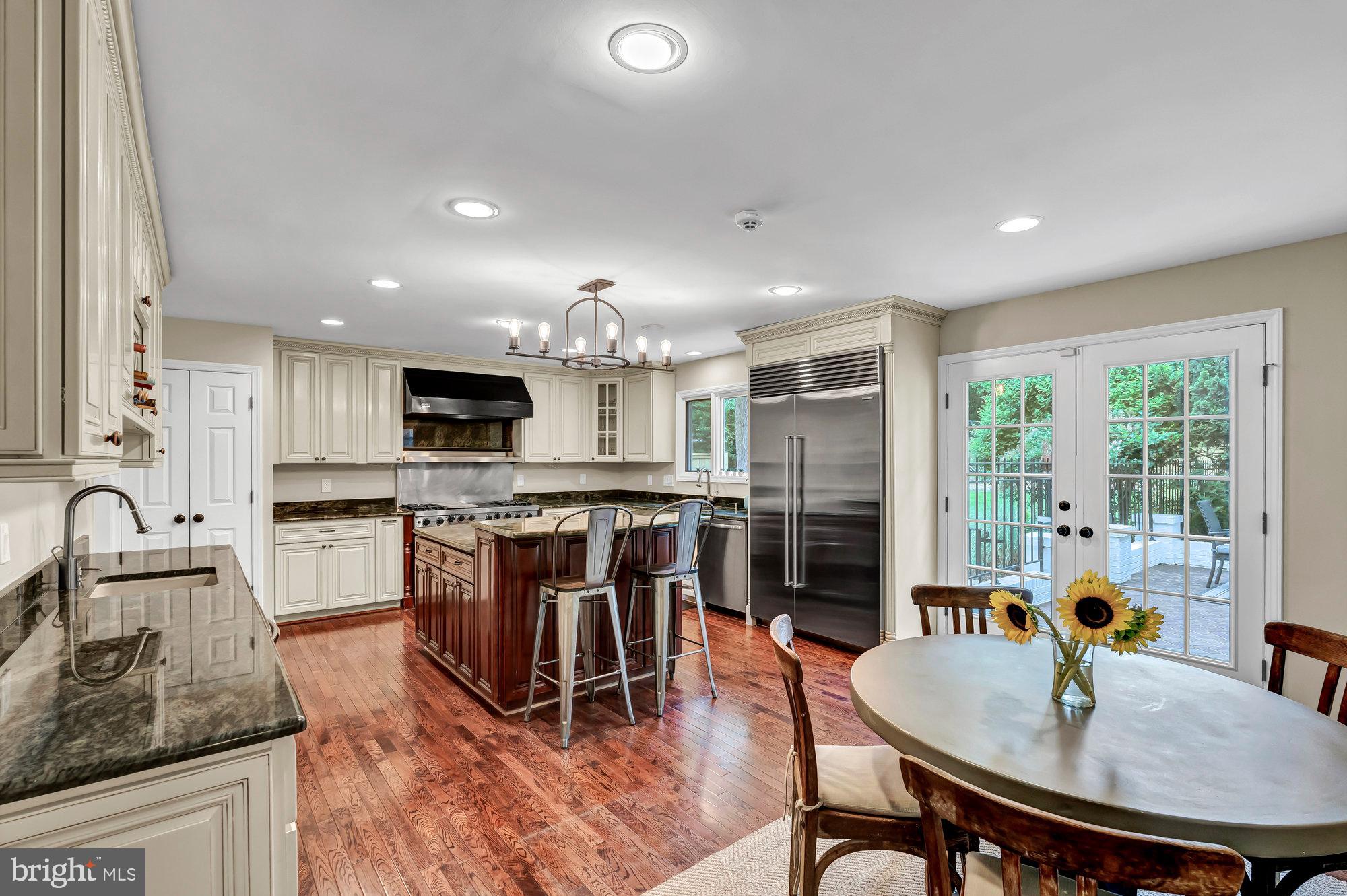 CARRIAGE HILL - Residential