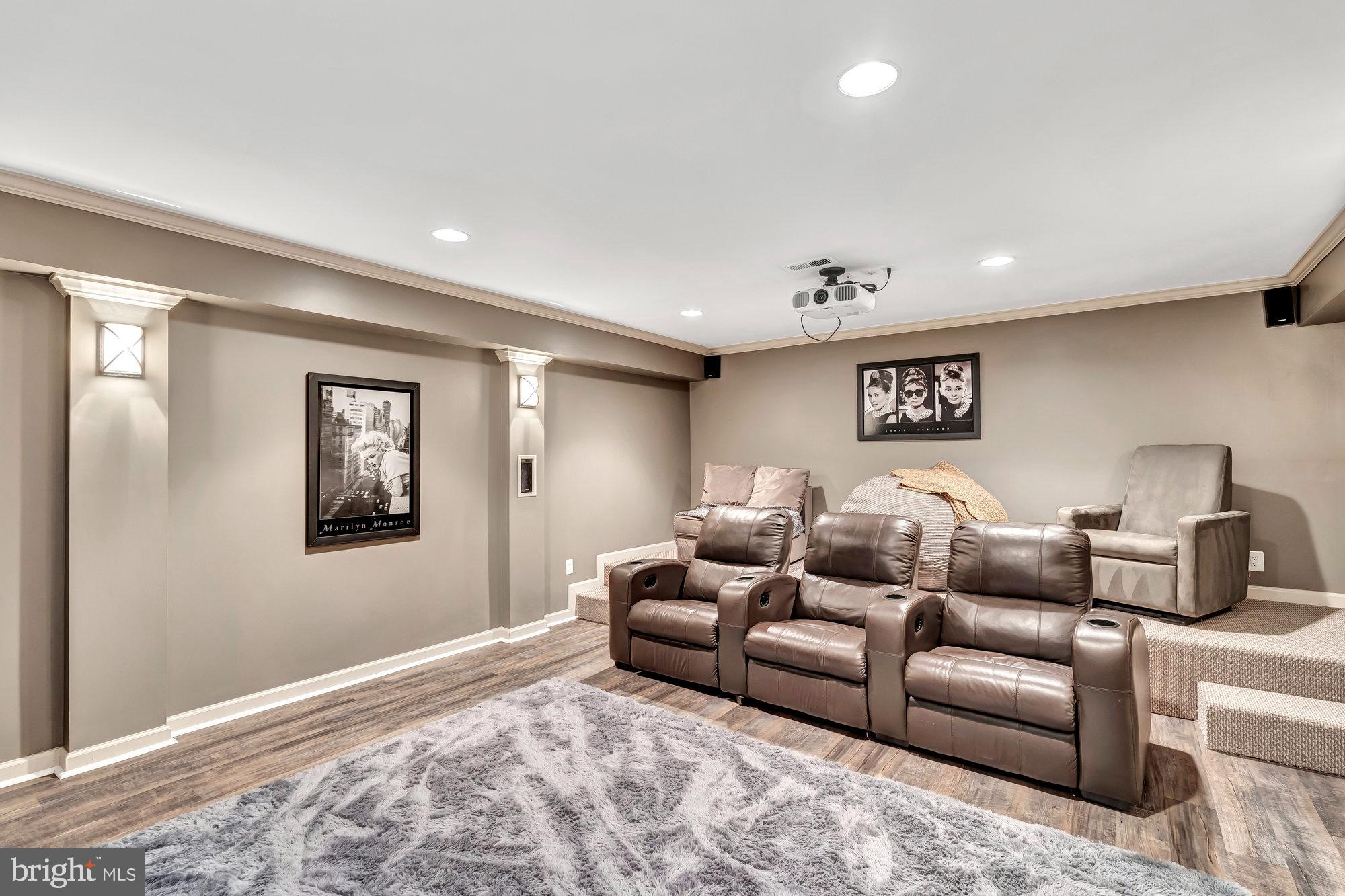 CARRIAGE HILL - Residential