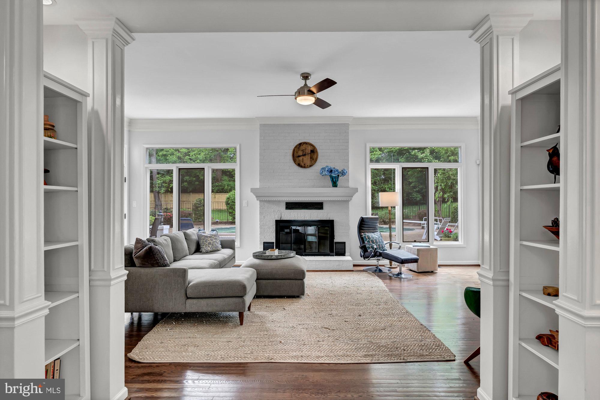 CARRIAGE HILL - Residential