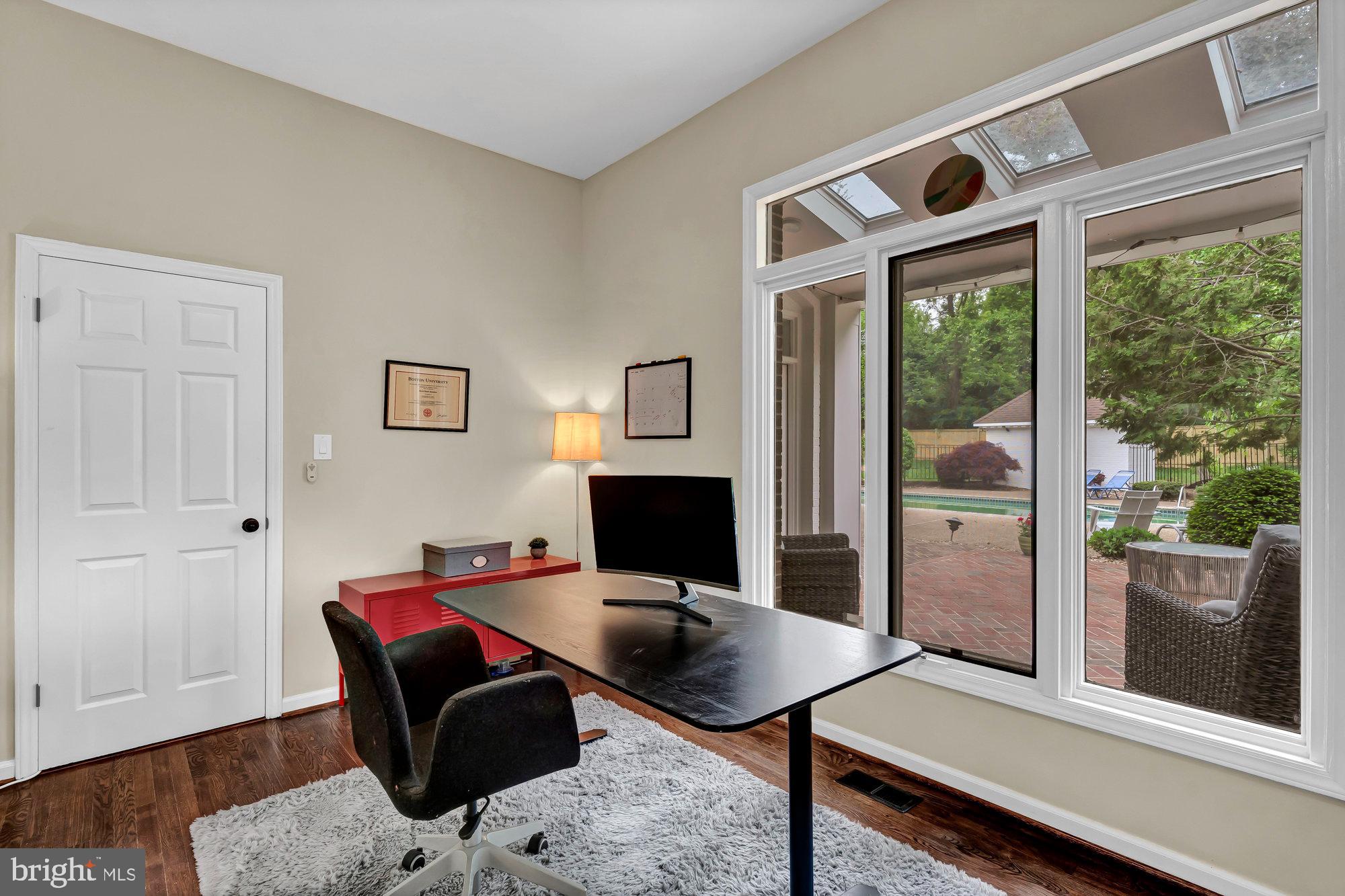 CARRIAGE HILL - Residential