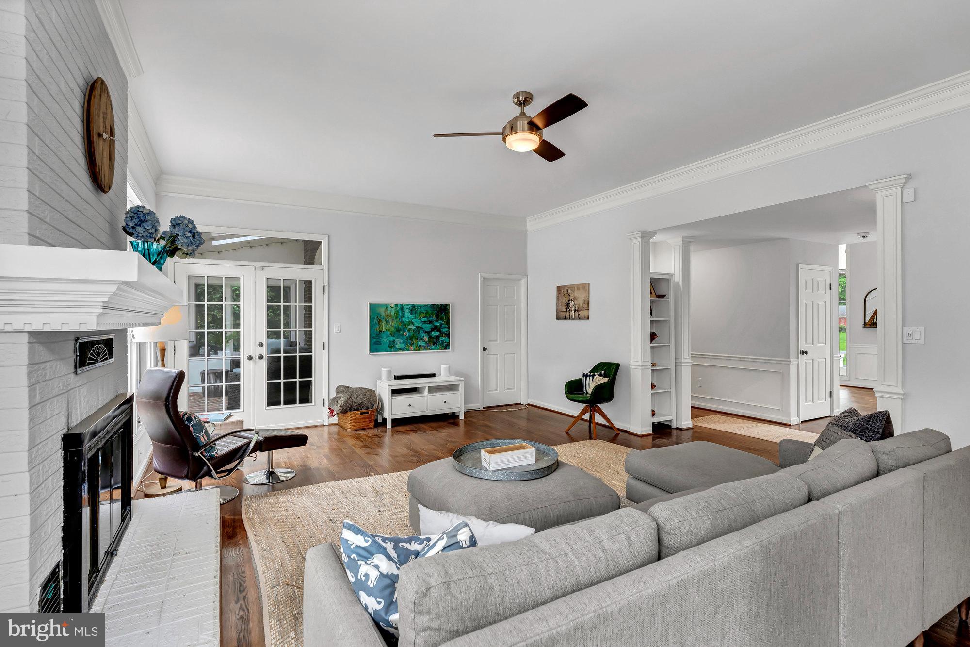 CARRIAGE HILL - Residential