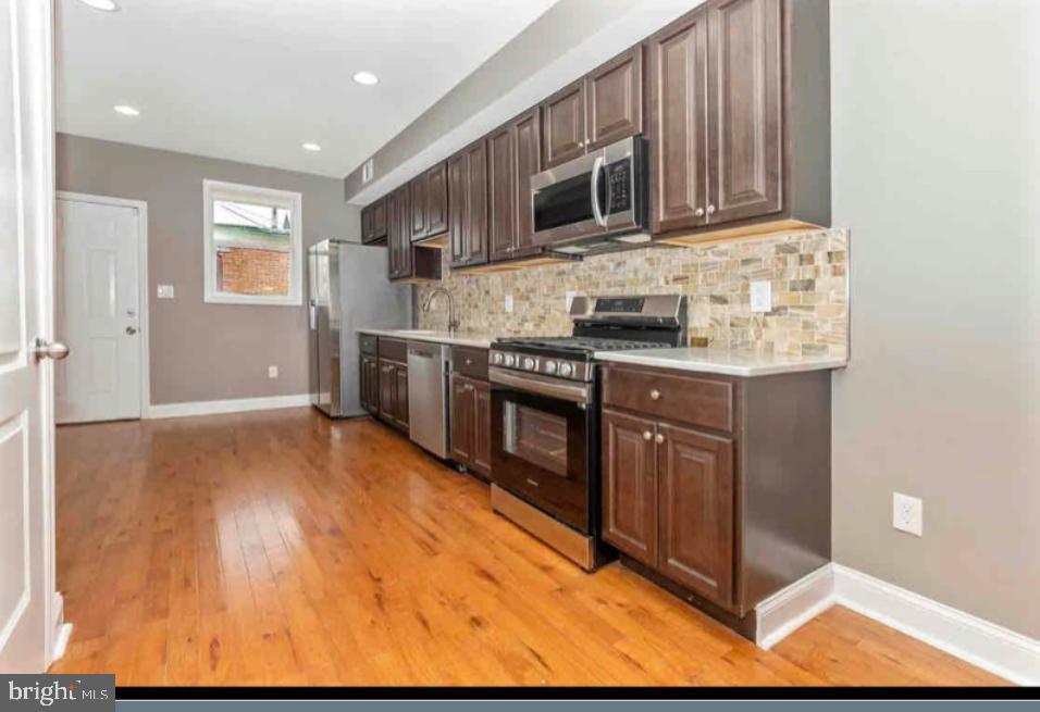 EAGER PARK TOWNHOMES - Residential Lease