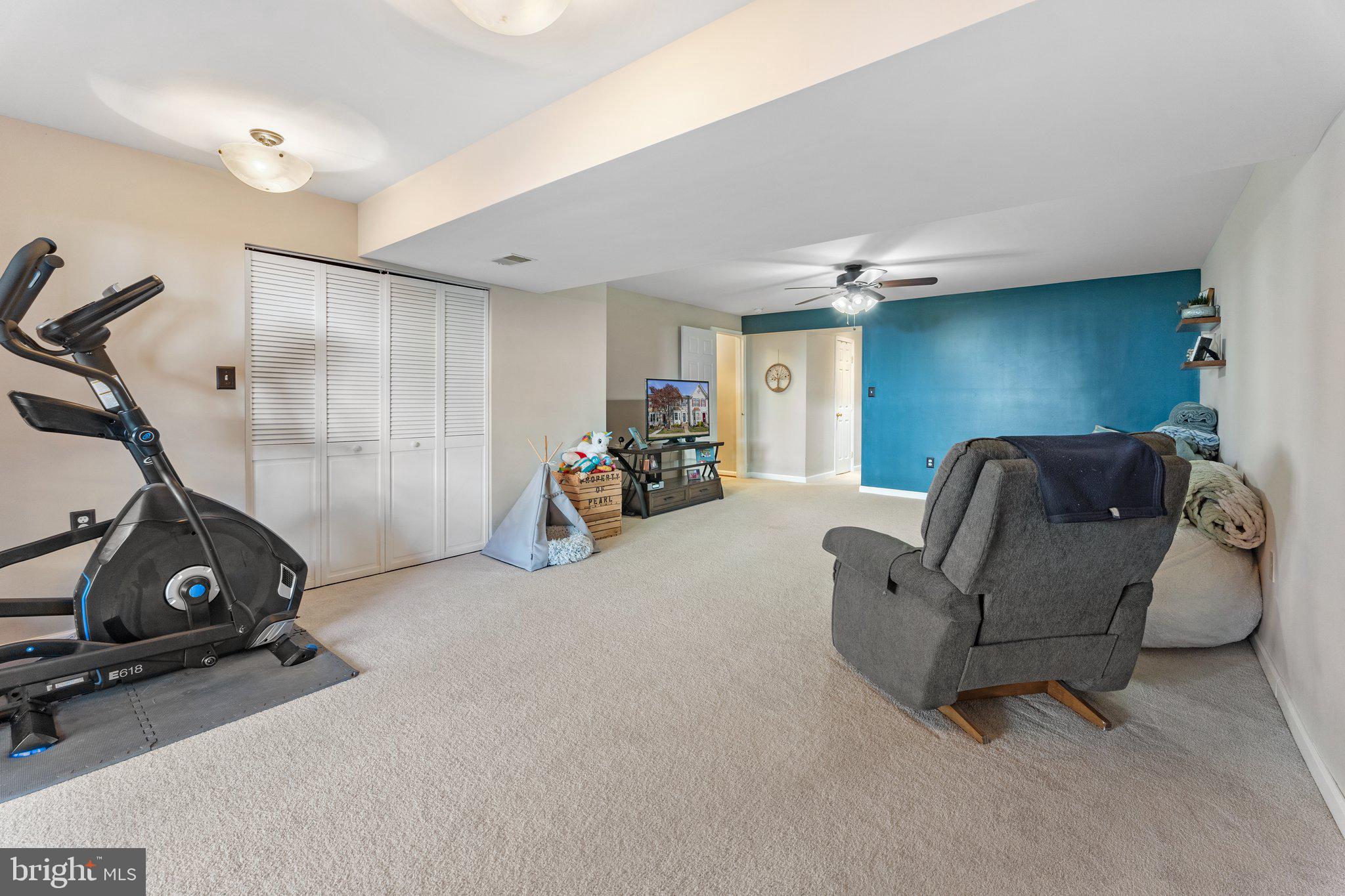 FOXBOROUGH - Residential