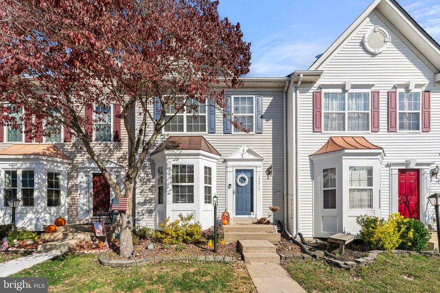 Gorgeous townhome in desirable Bristow neighborhood! With 3 bedrooms, and 3.5 baths, this updated and meticulously maintained home is a must see. Upon entry, you'll find a beautiful kitchen with stainless steel appliances, white cabinets, tons of natural light and great pantry space. The kitchen looks out to an open concept dining/living area that is both spacious and cozy. The living room boasts a wood burning fireplace and a walk out to a large deck.  Upstairs, you'll find all three bedrooms, and two full bathrooms. The primary bathroom has been updated by seller. The fully finished basement walks out to a fenced in yard and has a full bathroom,  a spacious laundry room and storage areas. The roof was replaced in 2020, and hot water heater was replaced in 2021. You don't want to miss this one!