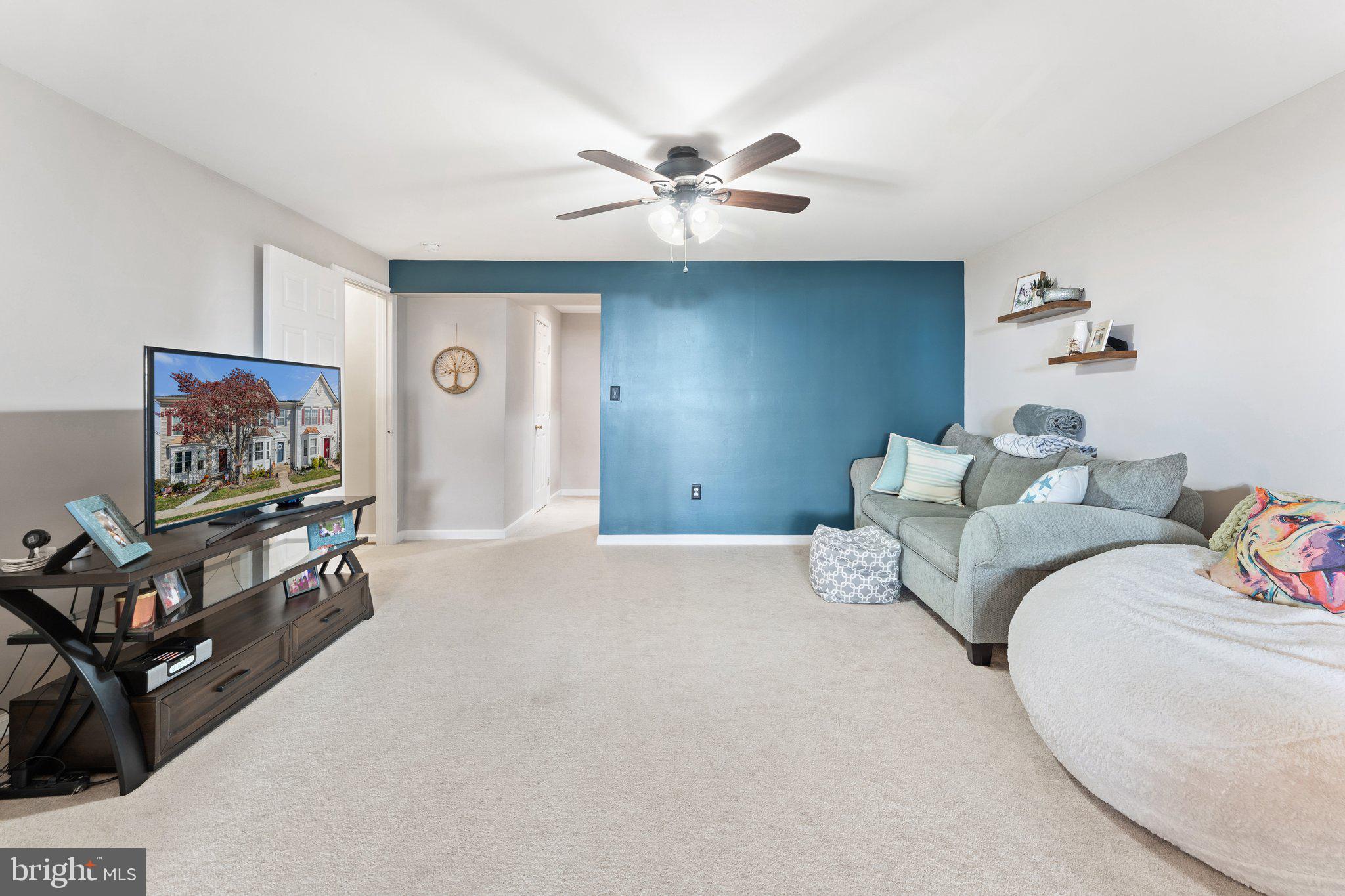 FOXBOROUGH - Residential