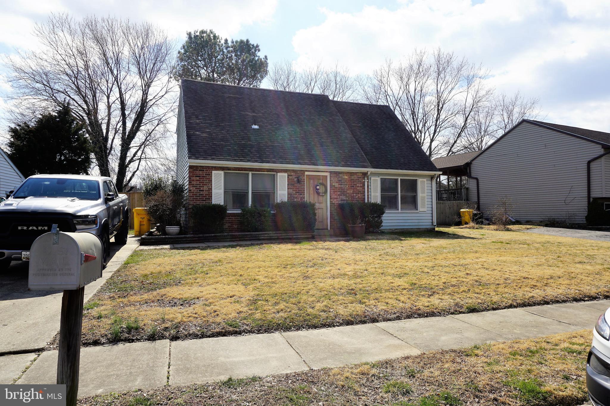 REVELL DOWNS - Residential Lease