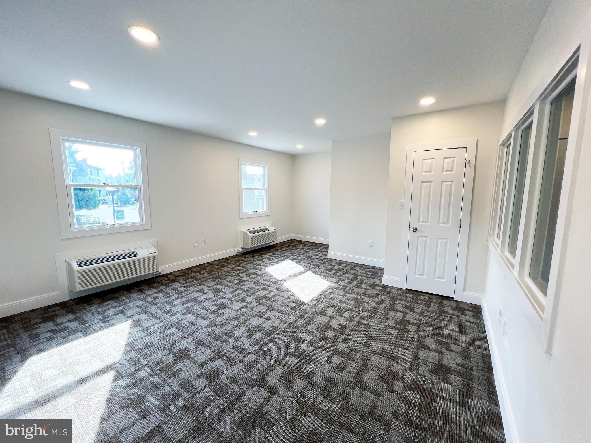 WEST CHESTER - Commercial Lease