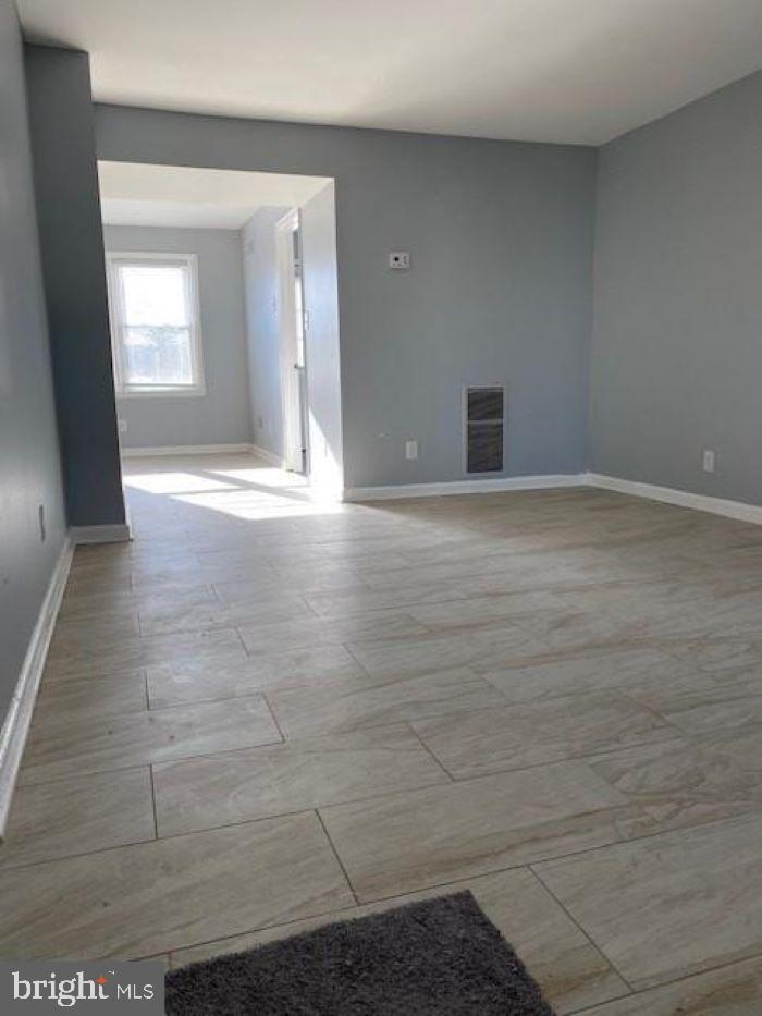 WARFIELD CONDOMINIUMS - Residential Lease