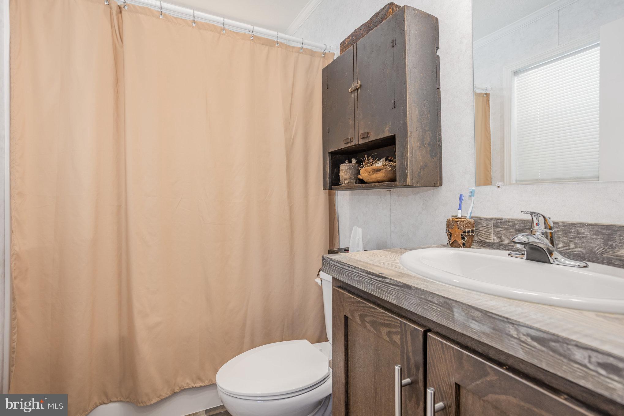 DAUBERTON MANOR - Residential