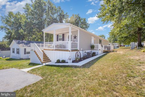 Mobile Home For Sale - 31 Cedar Street<br/> York County, MANCHESTER, PA 17345