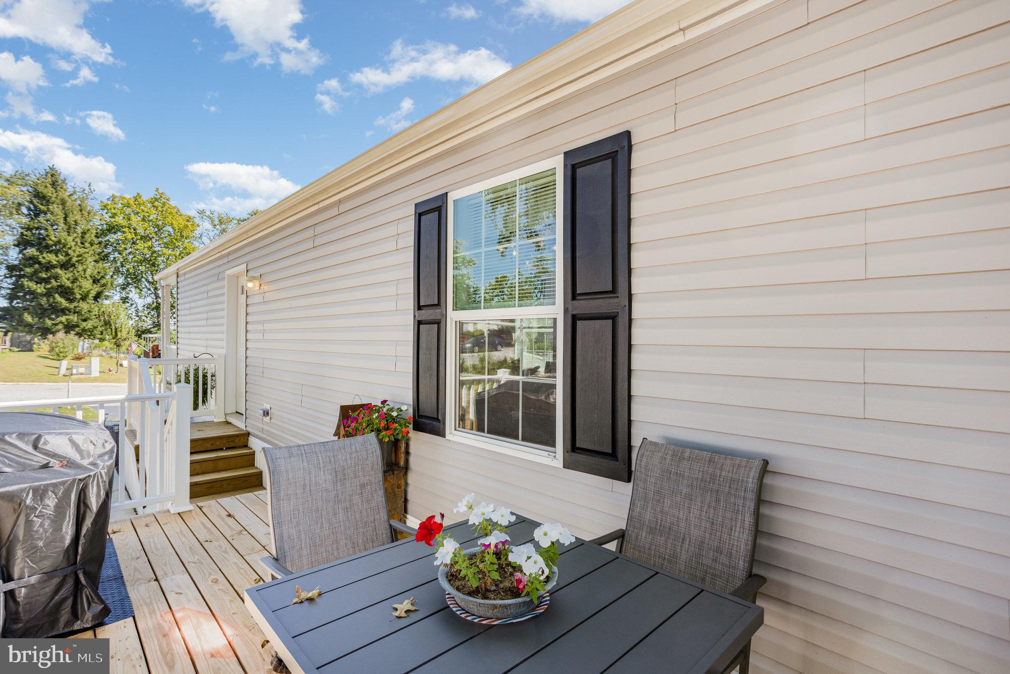 DAUBERTON MANOR - Residential