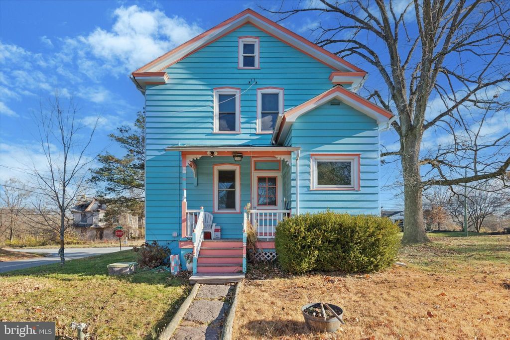 Photo of 1670 W Main Street, COLLEGEVILLE, PA 19426 (MLS # PAMC2161262)